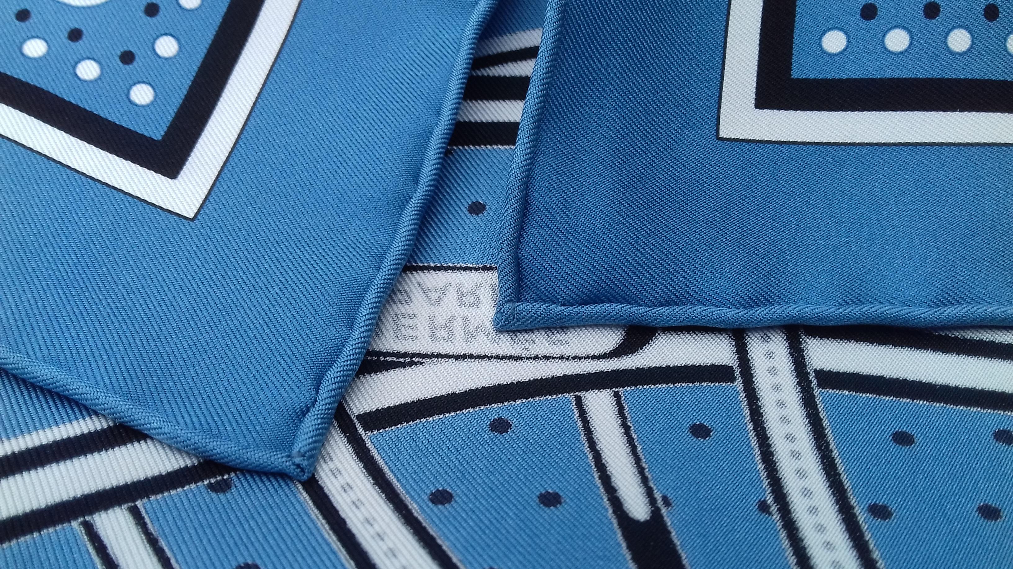 Hermès Silk Scarf  Balade en Berline Bandana Bleu Orage Twill 26 inches 4