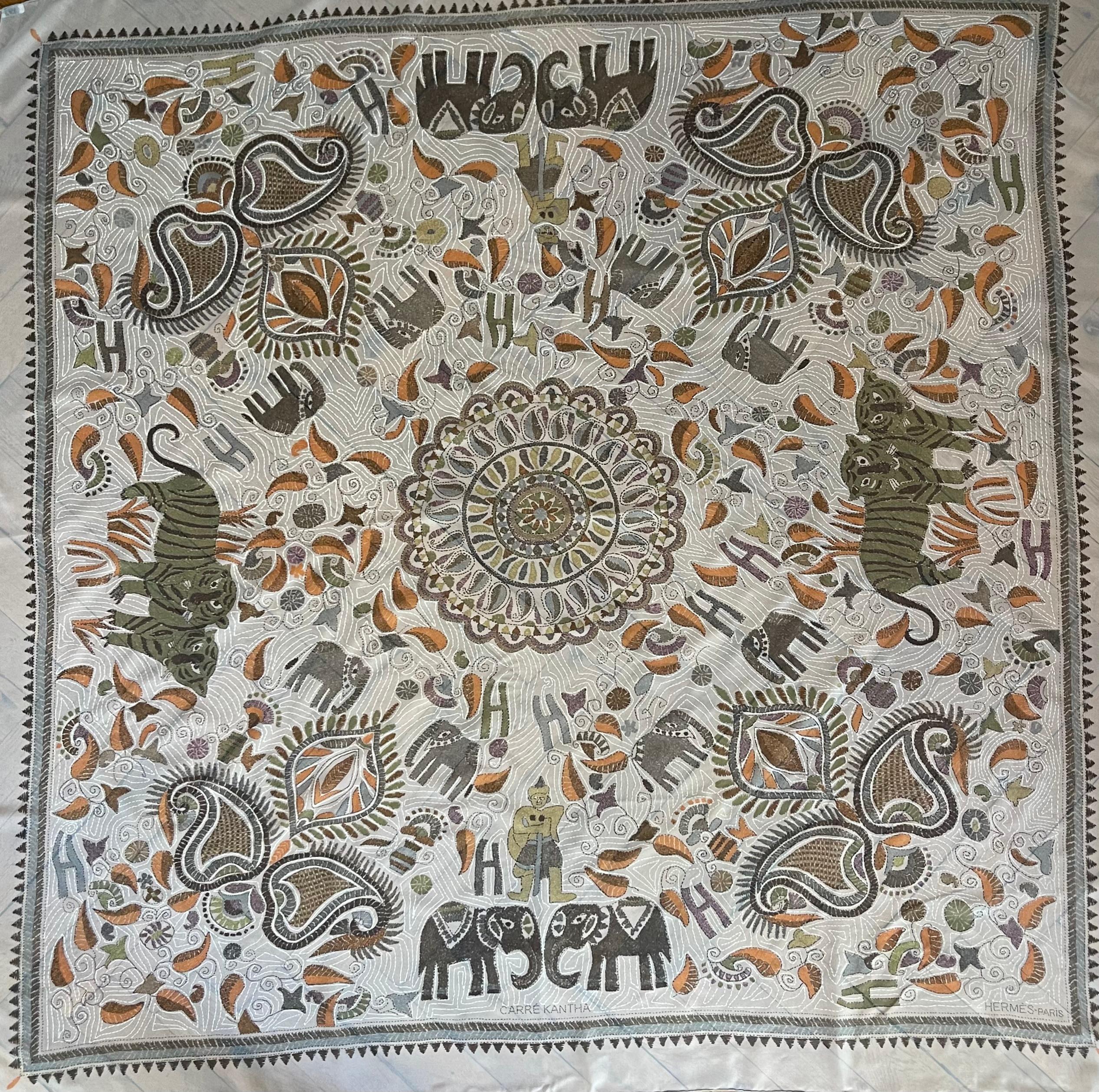 Foulard en soie Hermès 