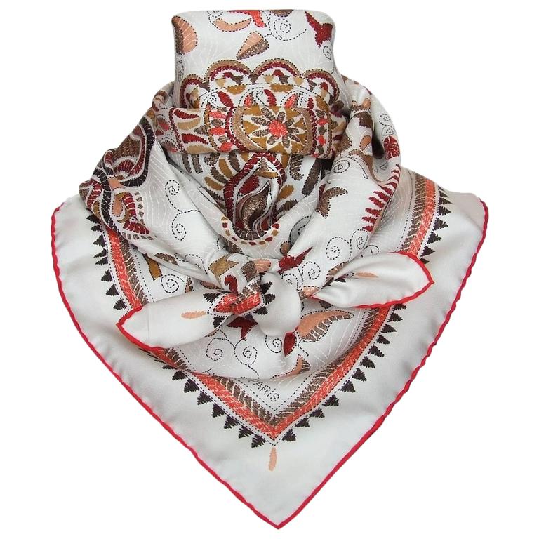 Hermès Foulard en Soie Carré Kantha Tigres Eléphants Esprit Indien Blanc 35 pouces