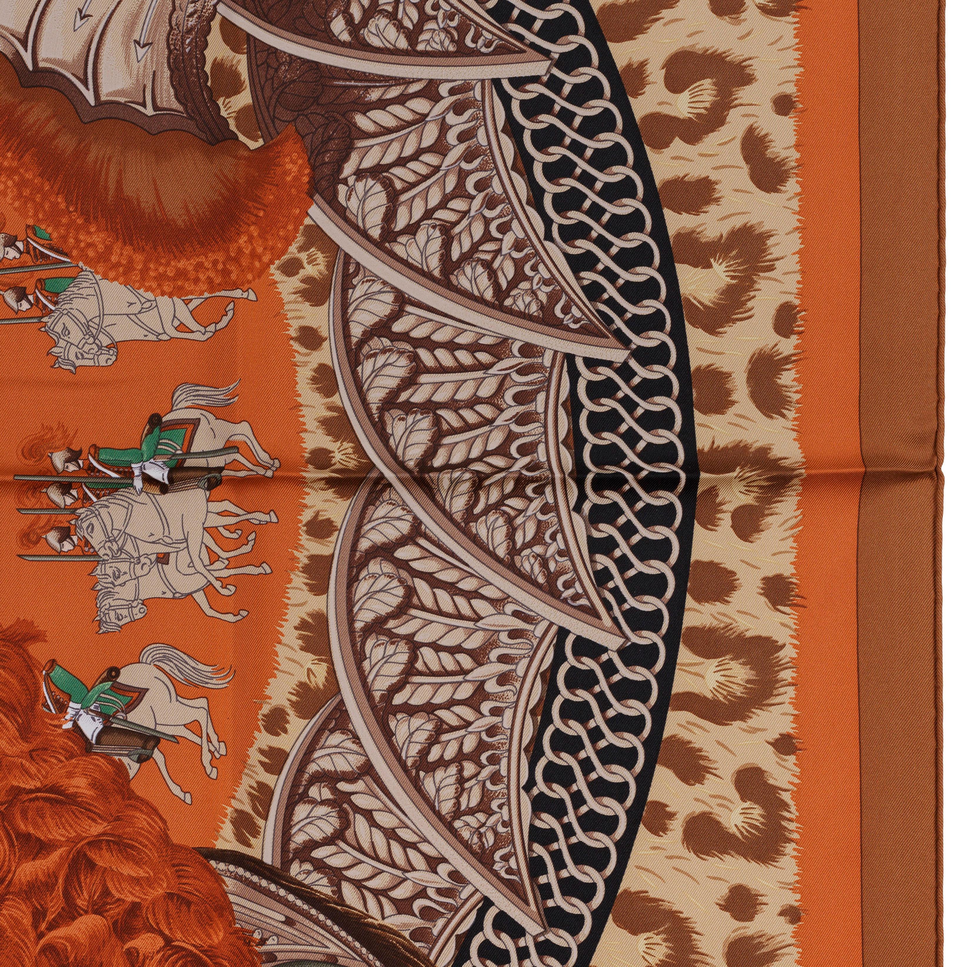 Sciarpa di seta Hermes - Casques et Plumets - Caramel Marron Roux - NEW in vendita 2