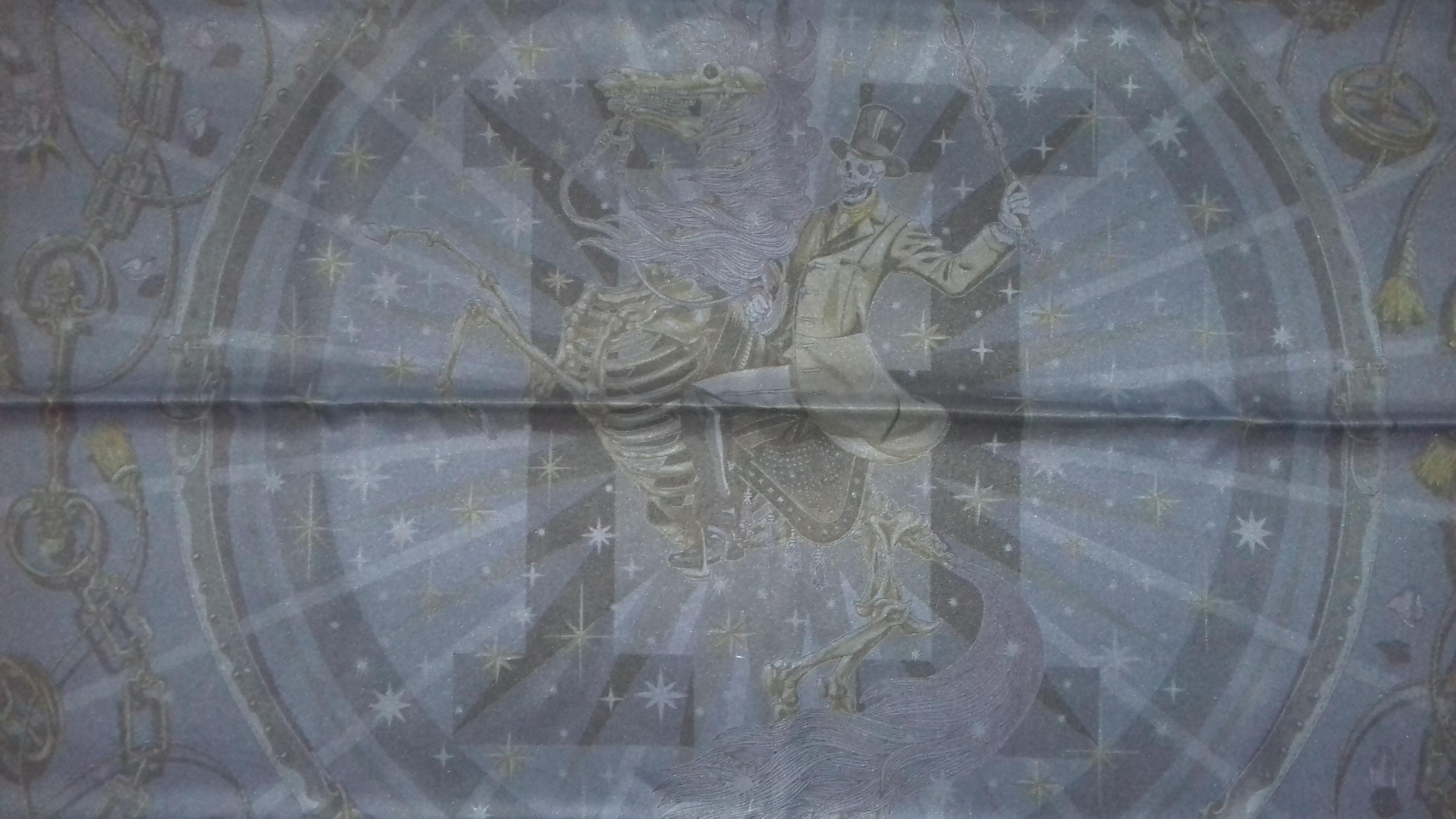 Authentic Hermès Scarf GRAIL !

Pattern: 