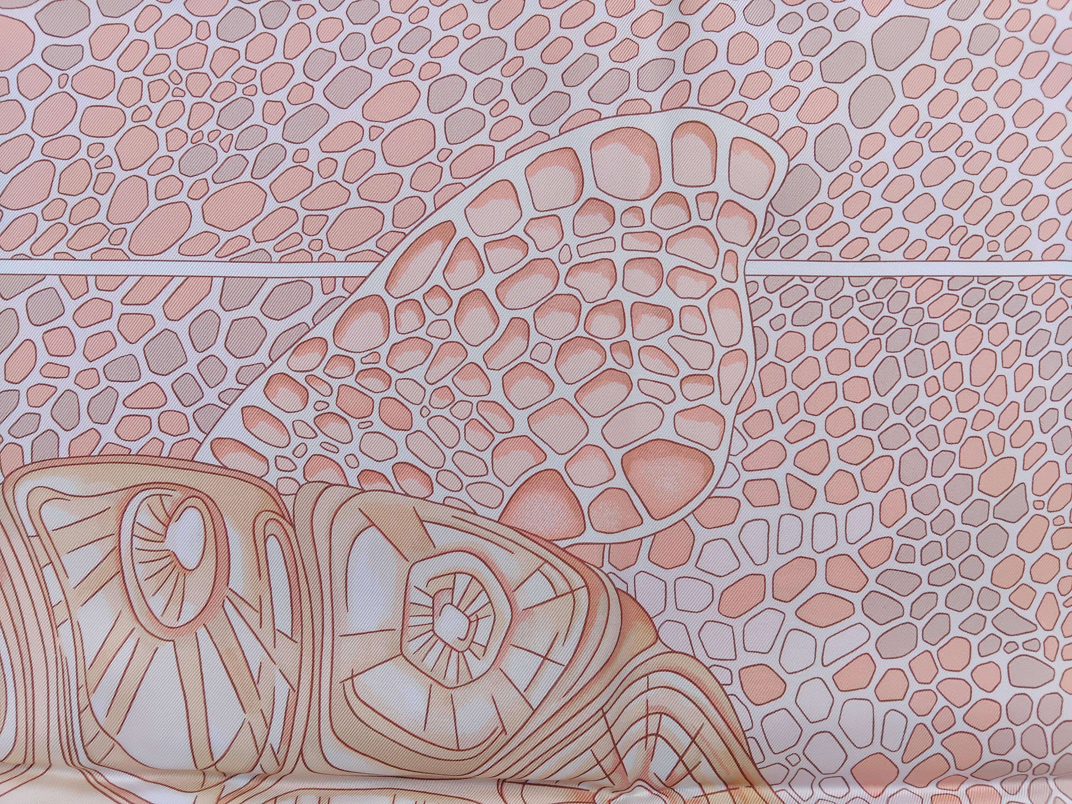 Hermès Silk Scarf De Madras A Zakynthos Turtle Pink Beige 35 inches For Sale 4