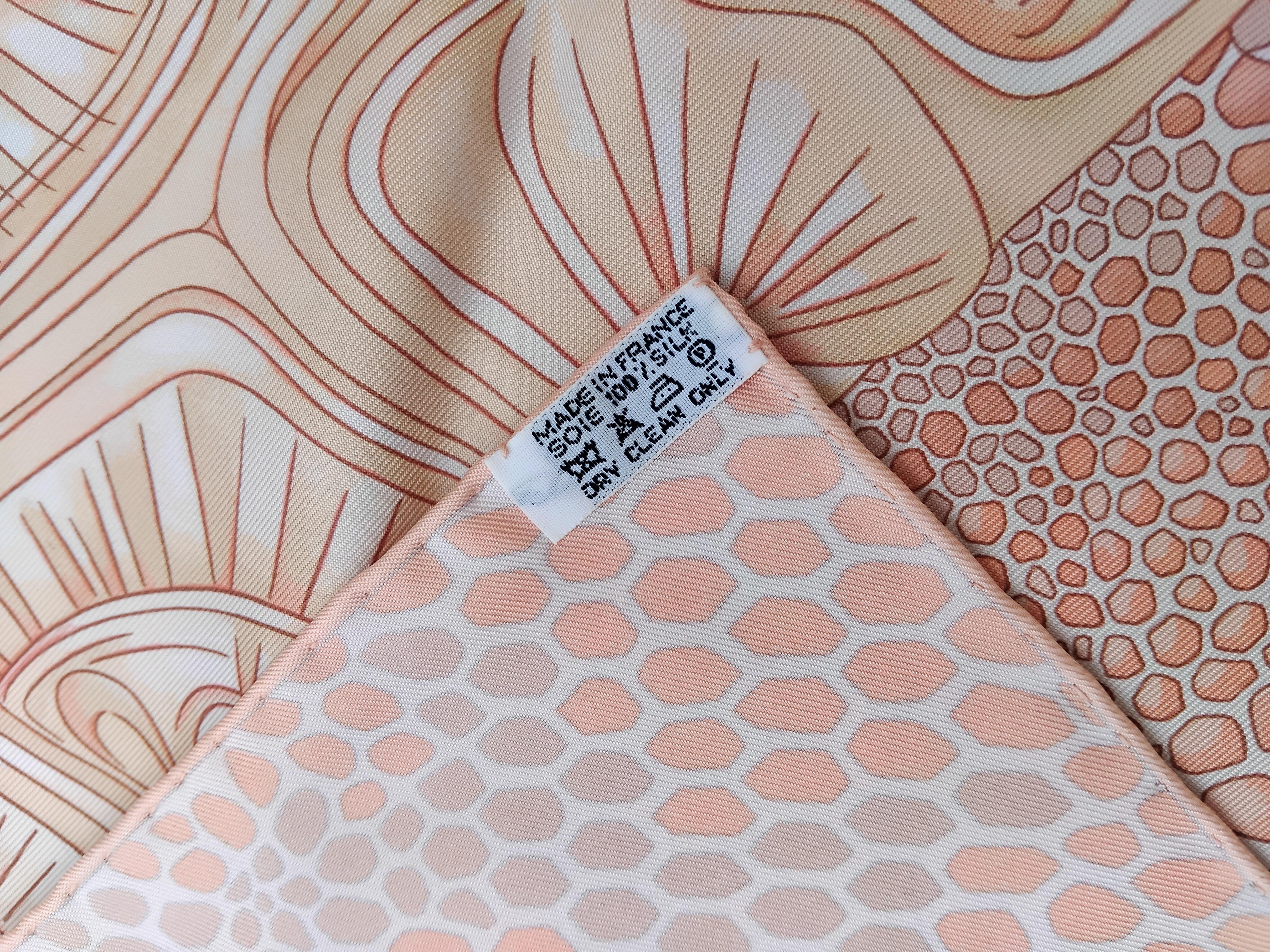 Hermès Silk Scarf De Madras A Zakynthos Turtle Pink Beige 35 inches For Sale 6