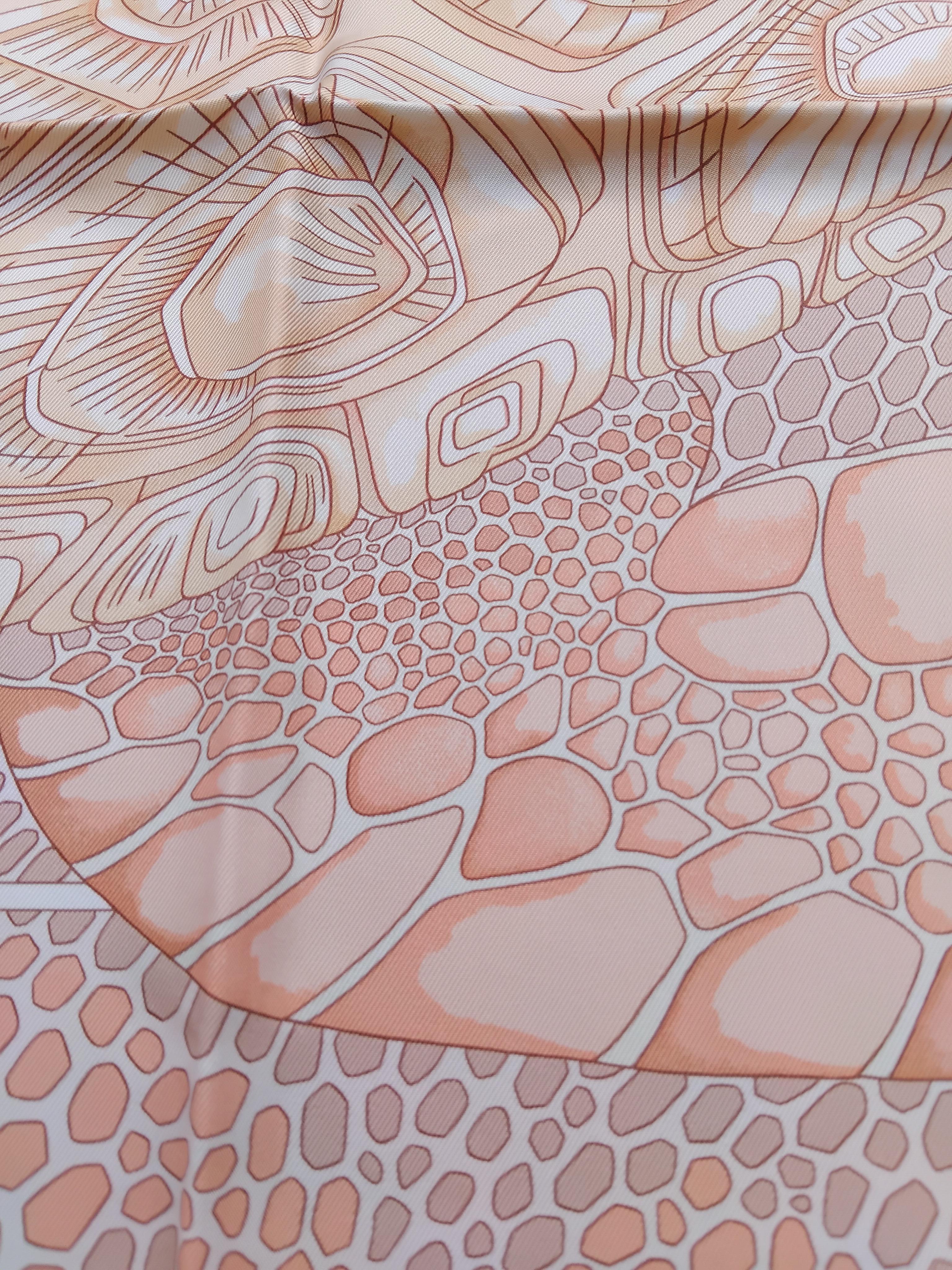 Hermès Silk Scarf De Madras A Zakynthos Turtle Pink Beige 35 inches For Sale 1