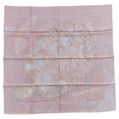 Hermès Silk Scarf De Madras A Zakynthos Turtle Pink Beige 35 inches