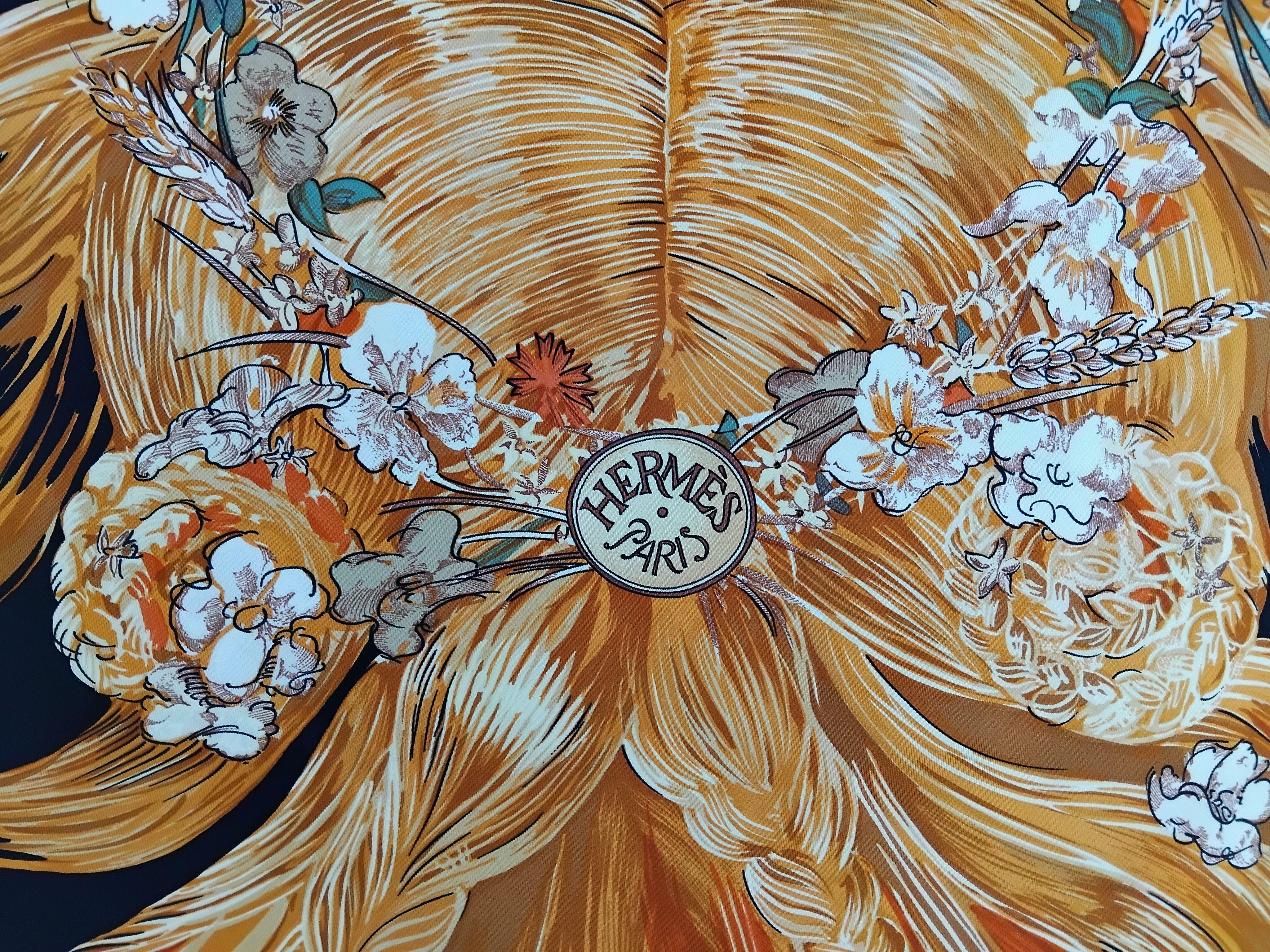 Women's Hermès Silk Scarf Eva by Philippe Dumas Black 90 cm For Sale