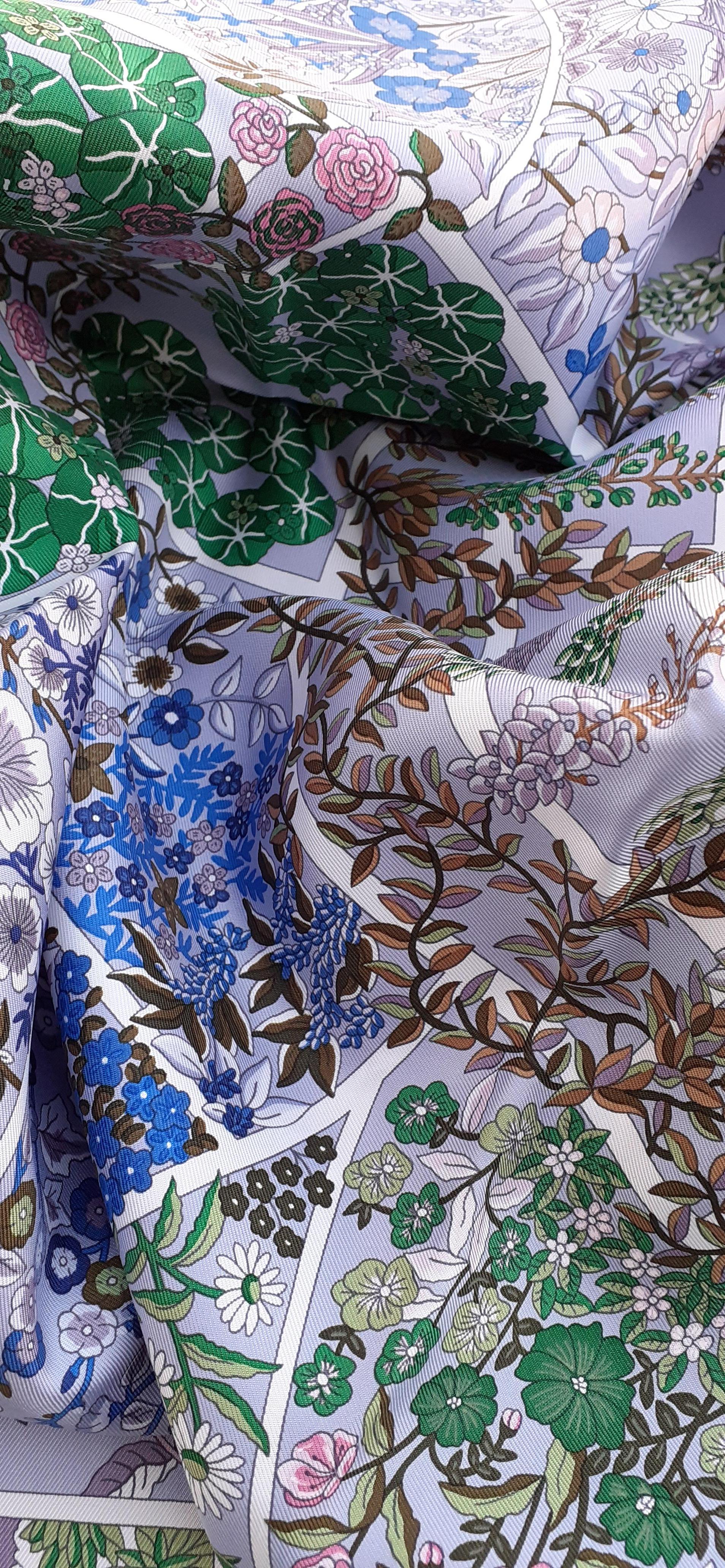 Foulard en soie Hermes Fleurs de Giverny Christine Henry Parme 90 cm en vente 10