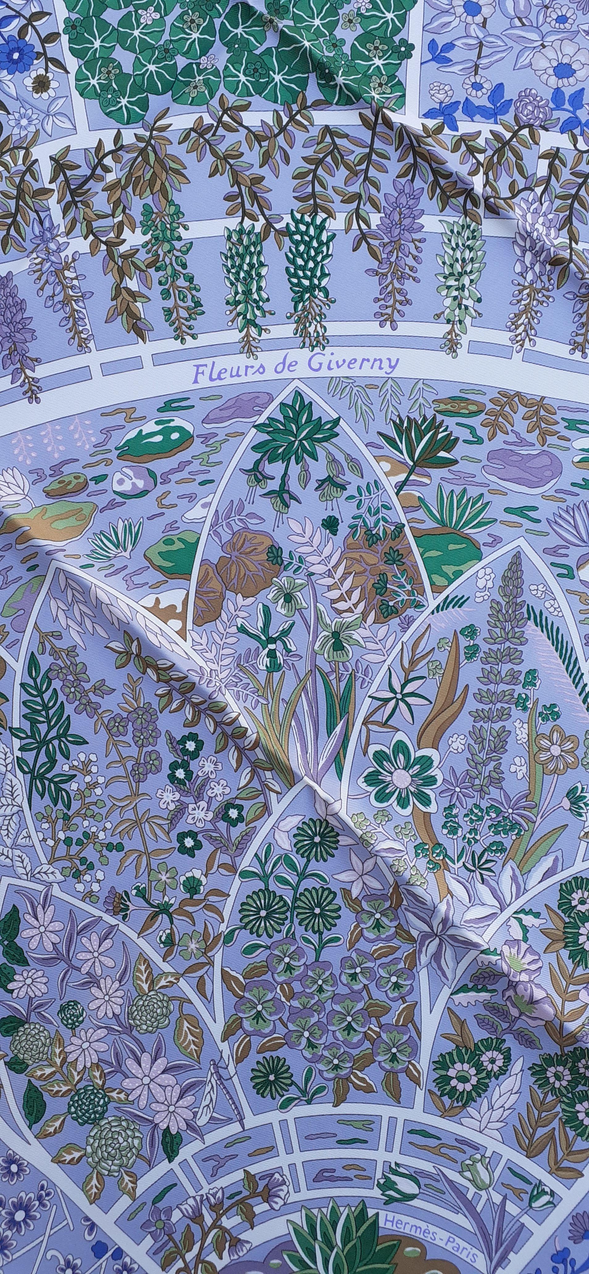 Gray Hermes Silk Scarf Fleurs de Giverny Christine Henry Parme 90 cm For Sale