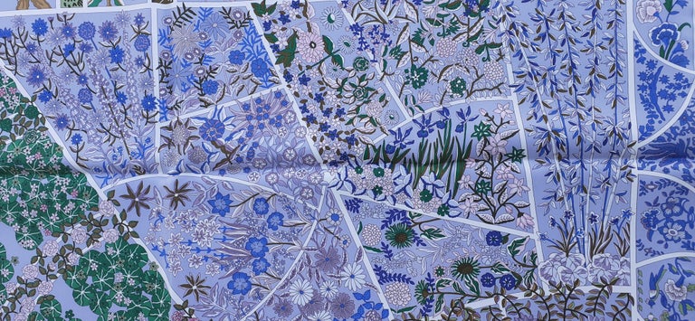 Foulard en soie Hermès Fleurs de Giverny Christine Henry Parme 90 cm En vente 3