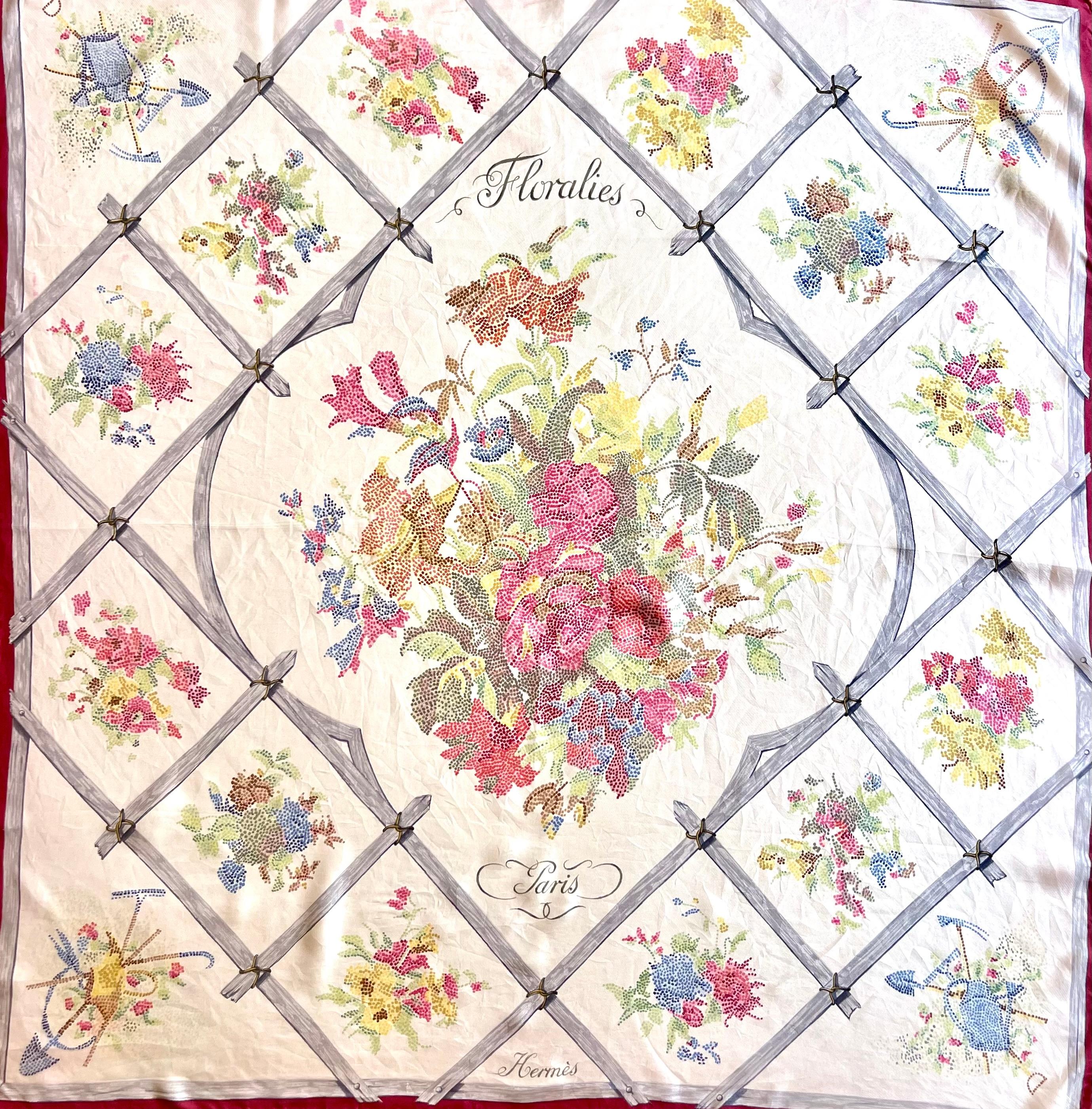 Beige Hermès Silk Scarf 