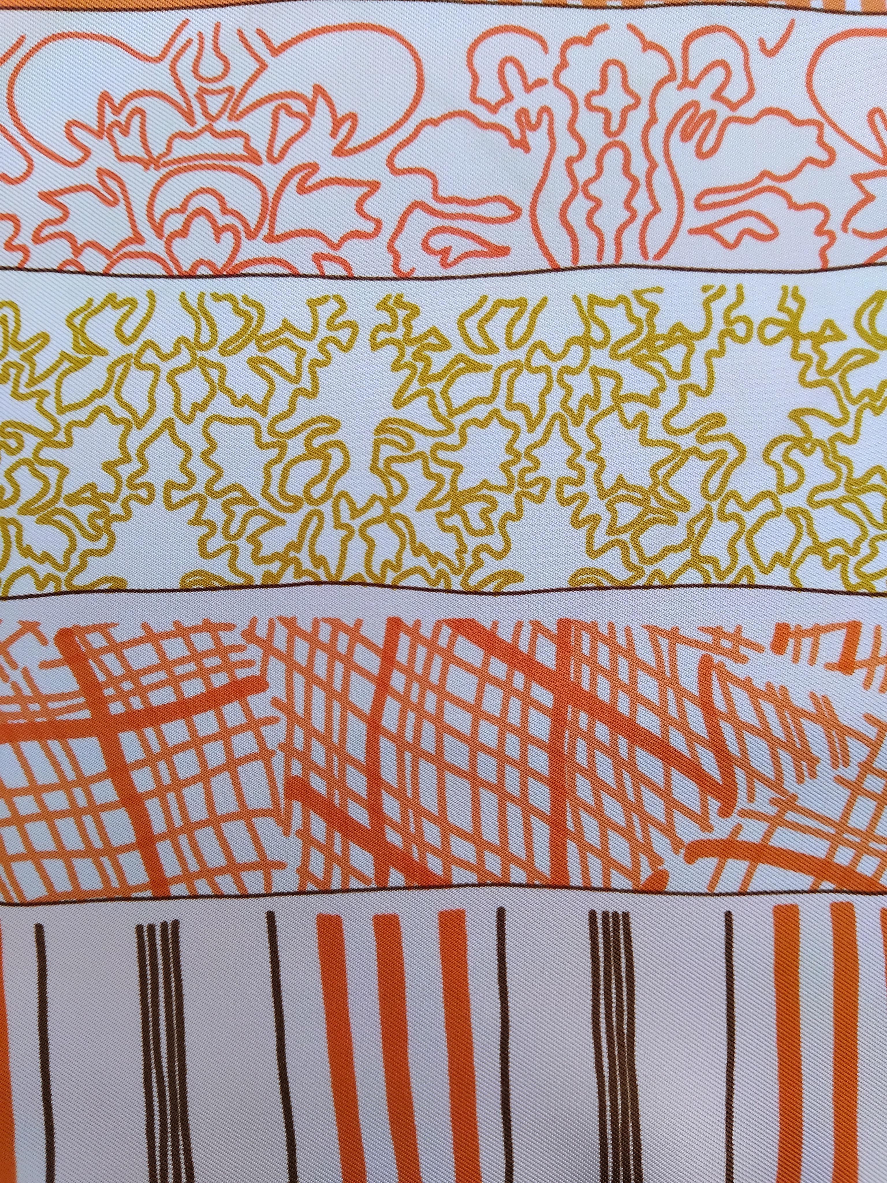 Women's Hermès Silk Scarf Gavroche Pocket Square Avez Vous Bien Dormi 42 cm For Sale