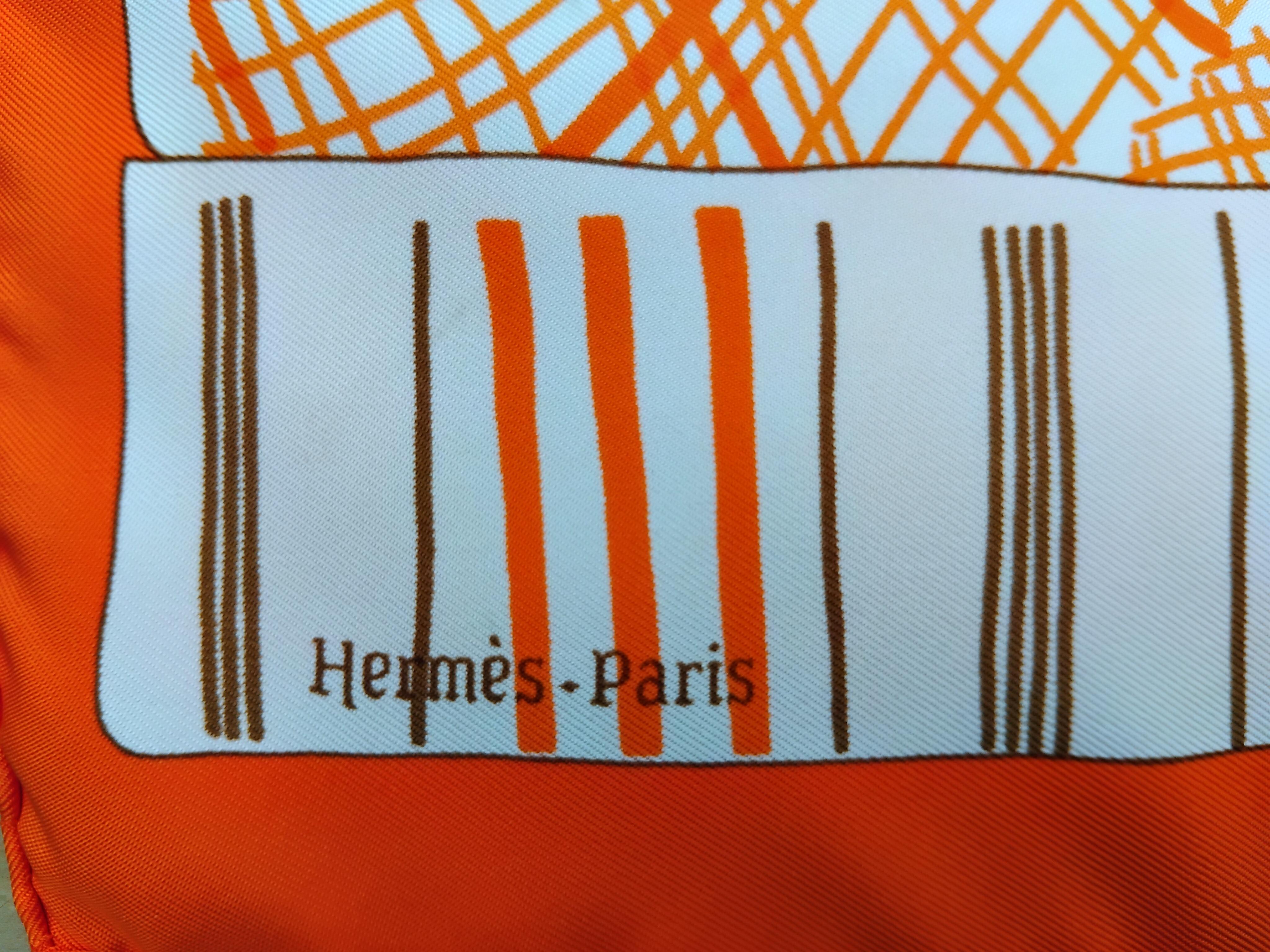 Hermès Silk Scarf Gavroche Pocket Square Avez Vous Bien Dormi 42 cm For Sale 1