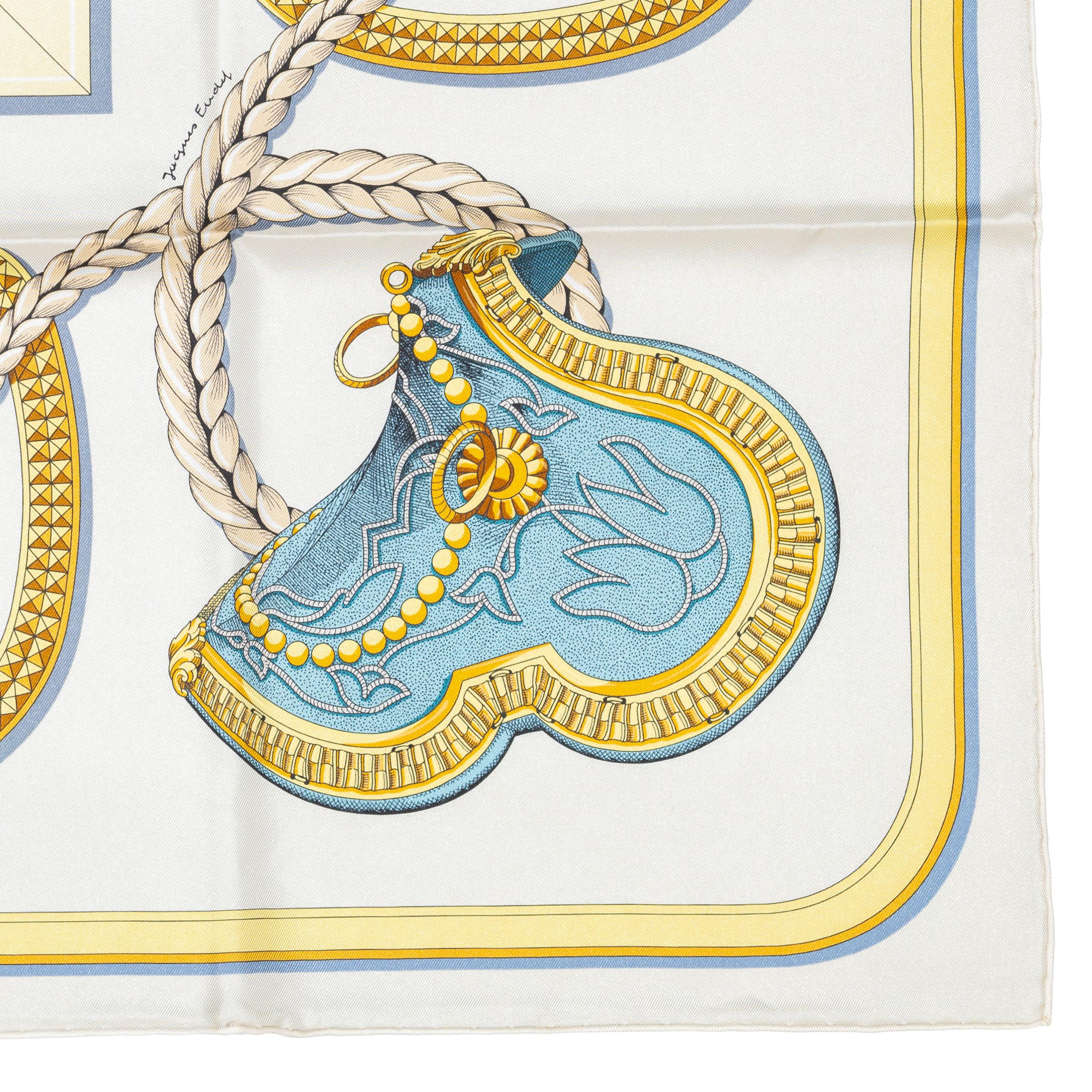 Hermes Silk Scarf Grand Apparat – Crème – Or - New With Tag For Sale 5