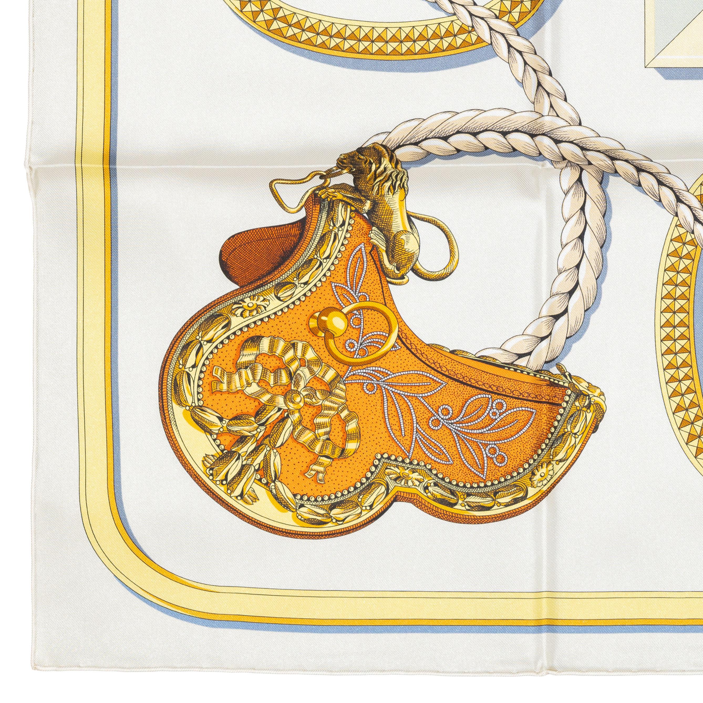 Hermes Silk Scarf Grand Apparat – Crème – Or - New With Tag For Sale 3