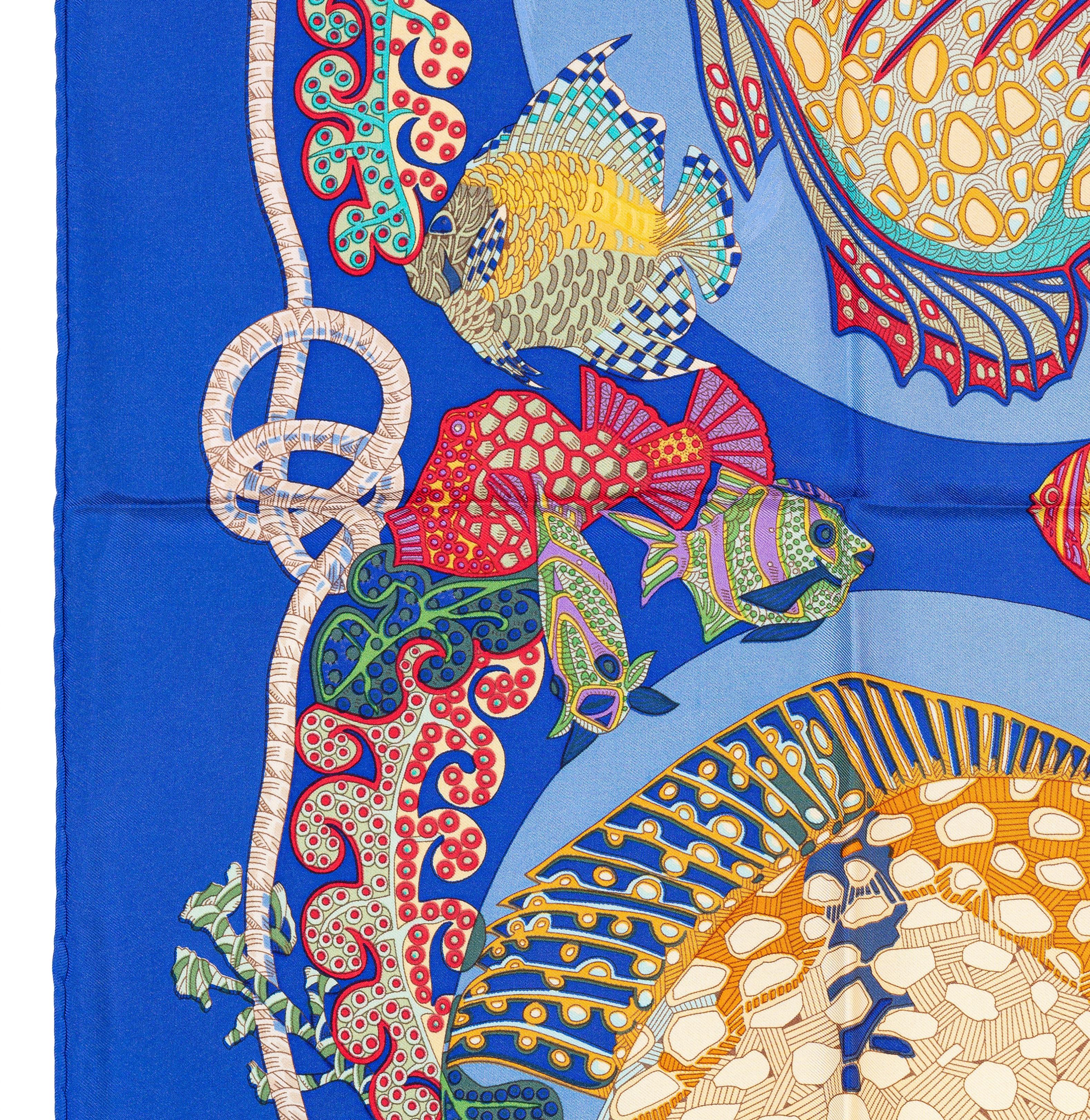 Pañuelo de seda Hermes - Grands Fonds - Azul cobalto - ¡Excelente estado!! en venta 2