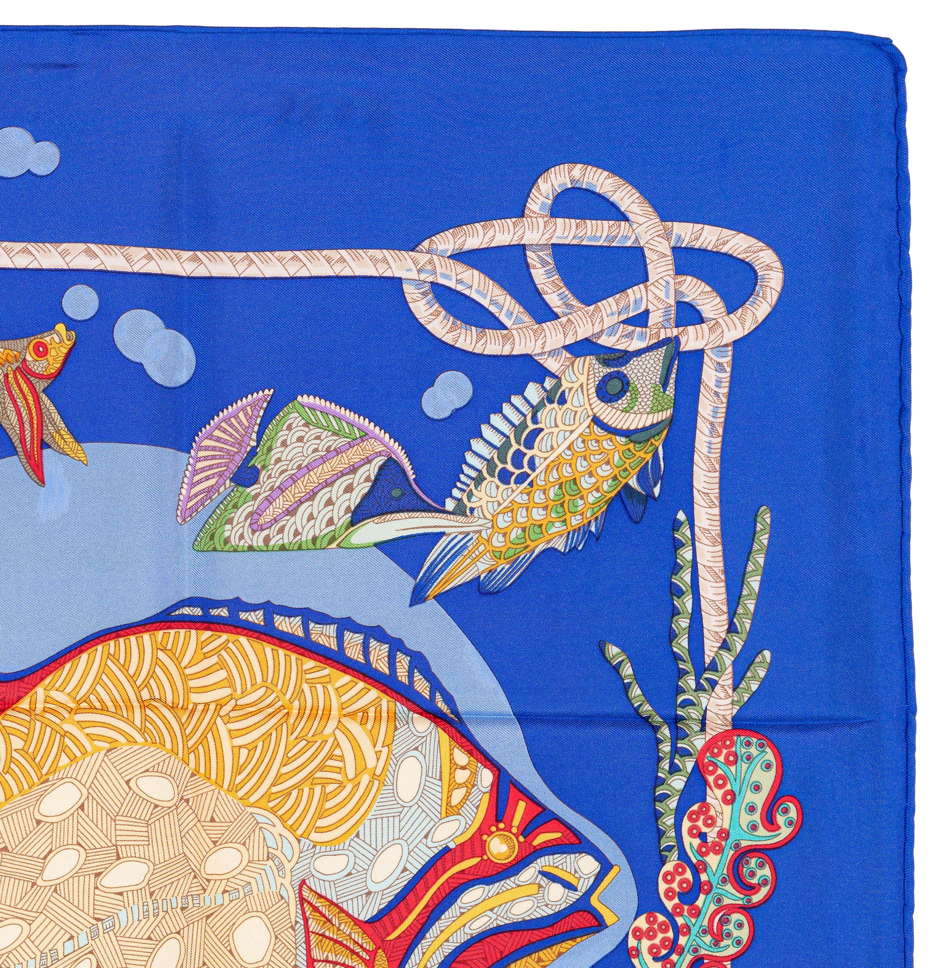 Pañuelo de seda Hermes - Grands Fonds - Azul cobalto - ¡Excelente estado!! en venta 3