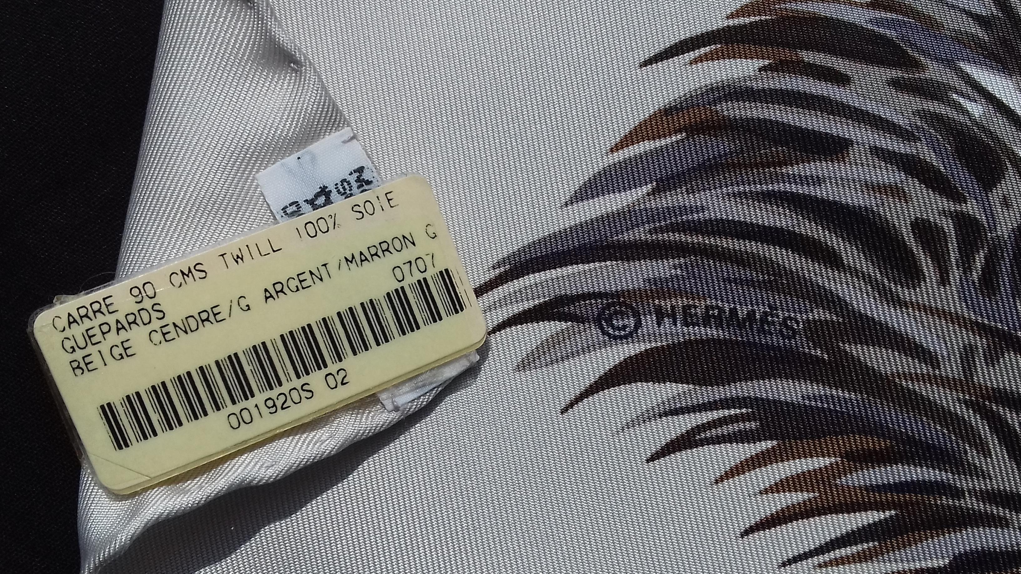 Hermès Silk Scarf Guépards Cheetahs Robert Dallet Beige Gray Brown 90 cm 7