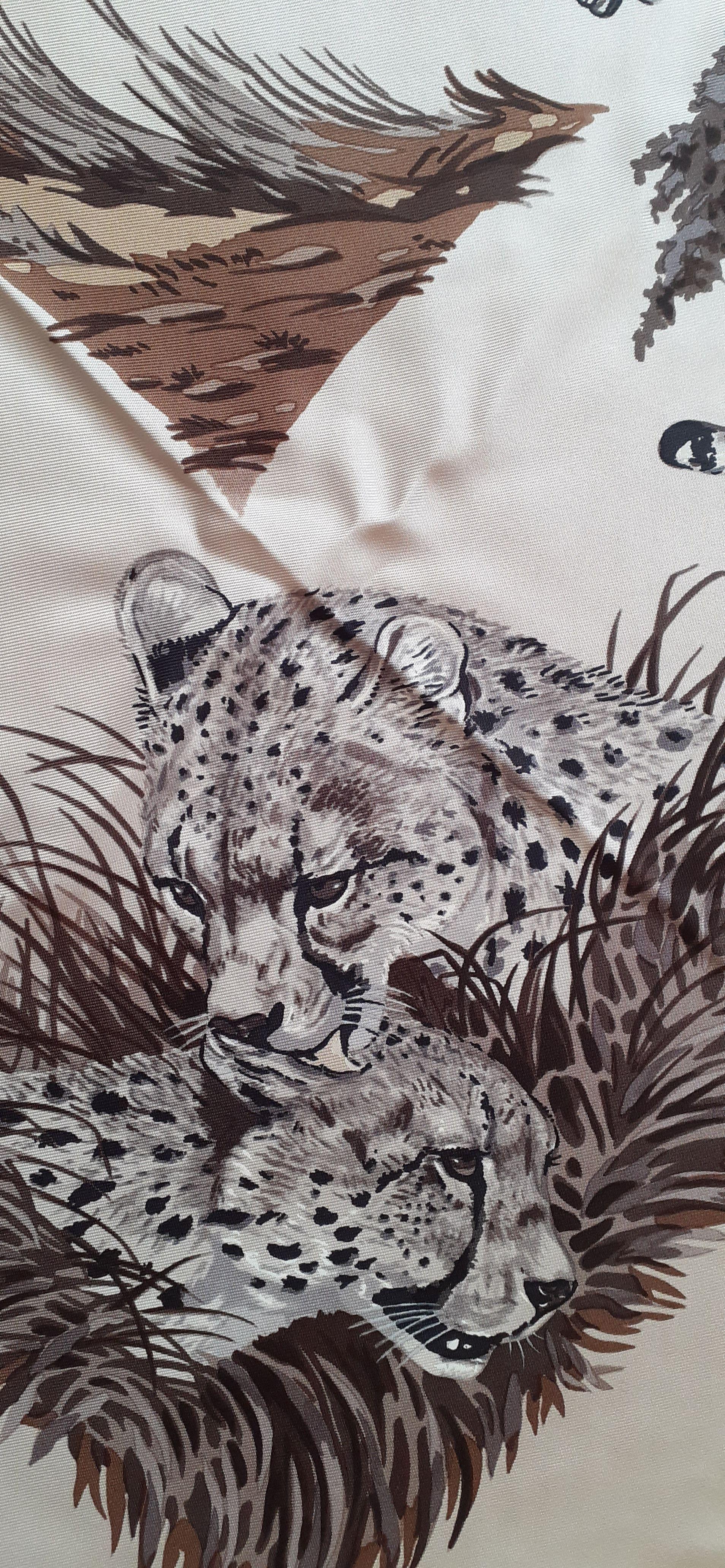 Hermès Silk Scarf Guépards Cheetahs Robert Dallet Beige Gray Brown 90 cm 2