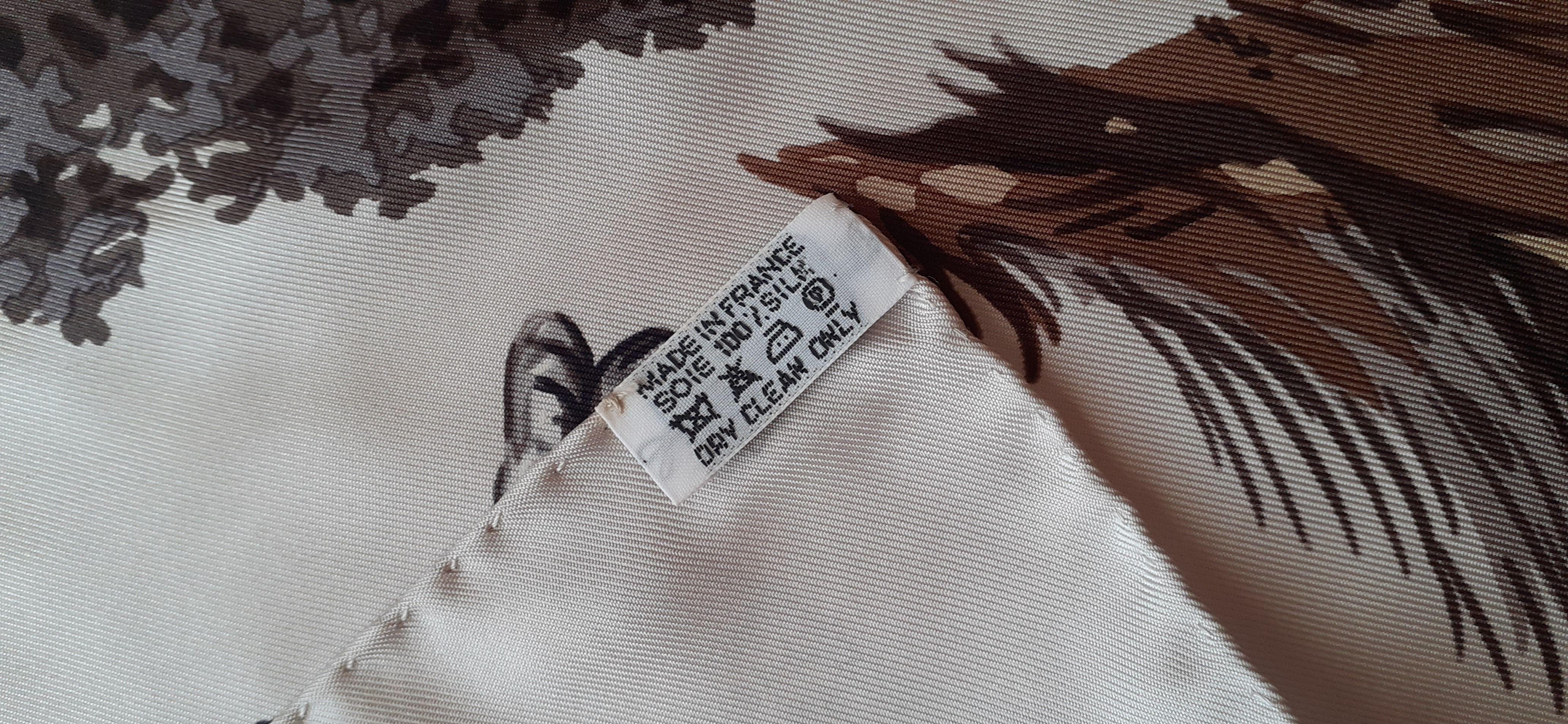 Hermès Silk Scarf Guépards Cheetahs Robert Dallet Beige Gray Brown 90 cm 5