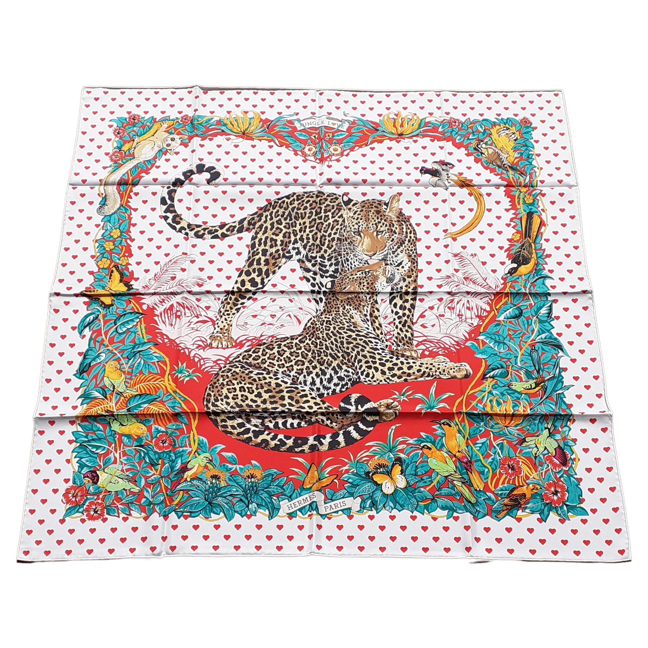Echarpe en soie Hermès Jungle Love Love Hearts Imprimé Robert Dallet Blanc 90 cm
