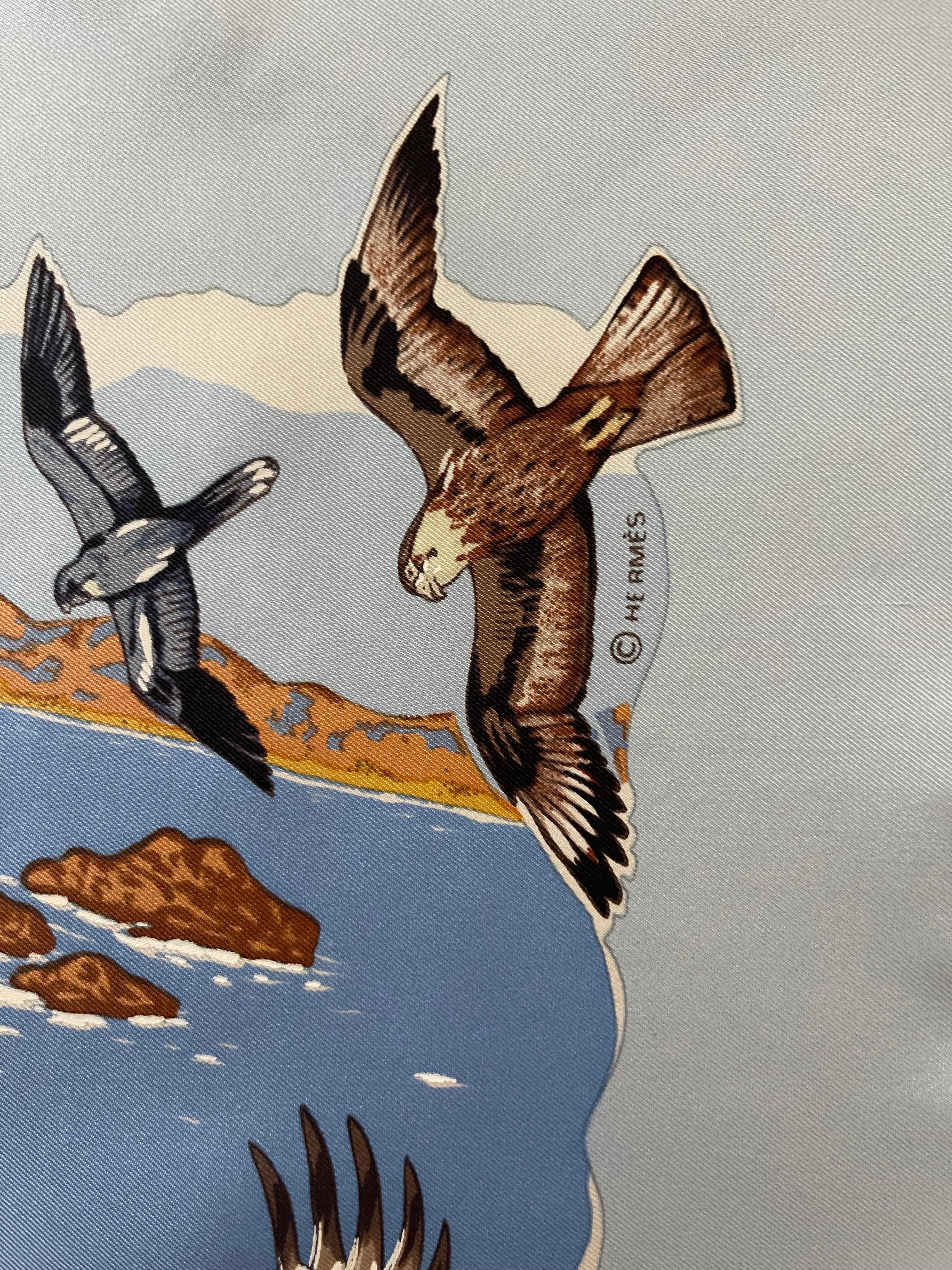 Foulard en soie Hermès 