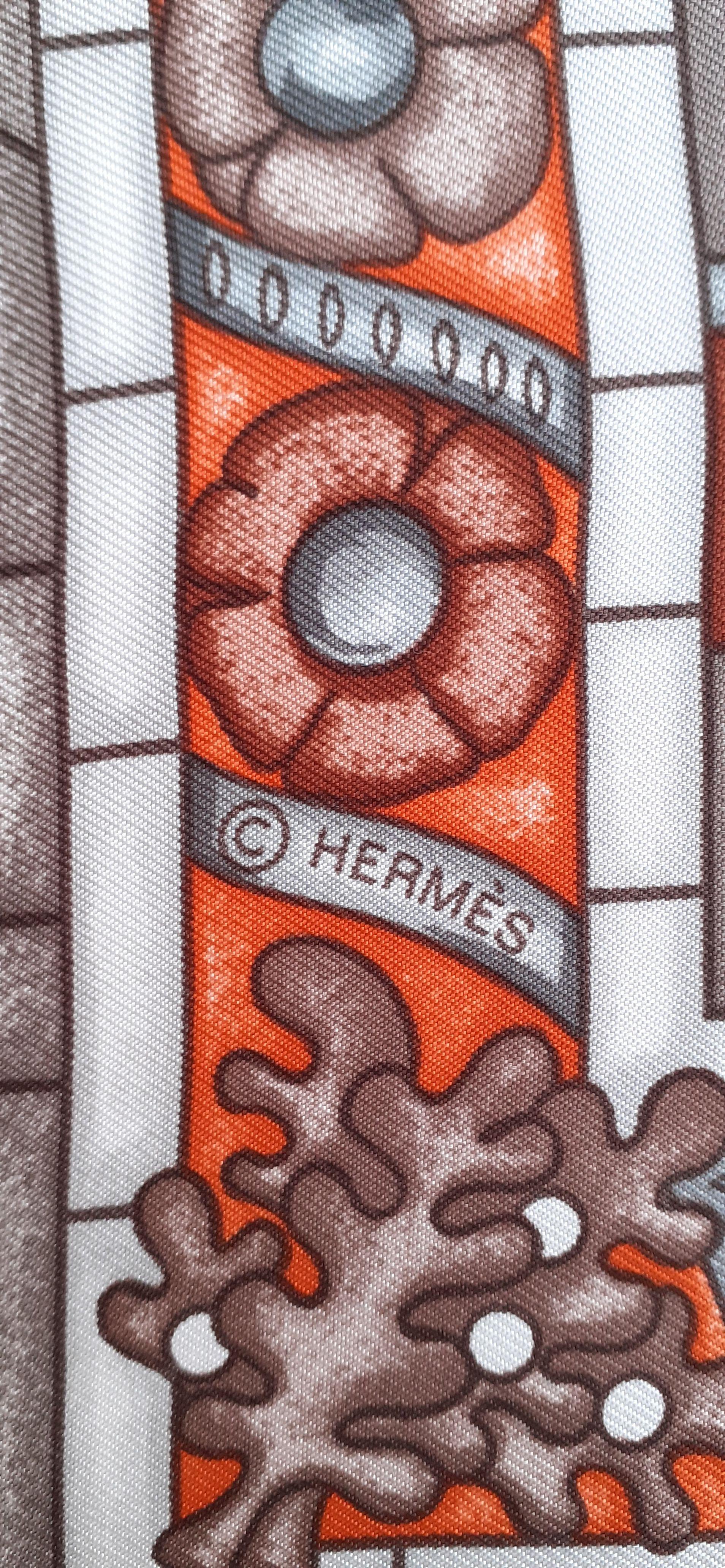 Hermès Silk Scarf Lumieres de Paris Natsuno Hidaka 90 cm For Sale 6