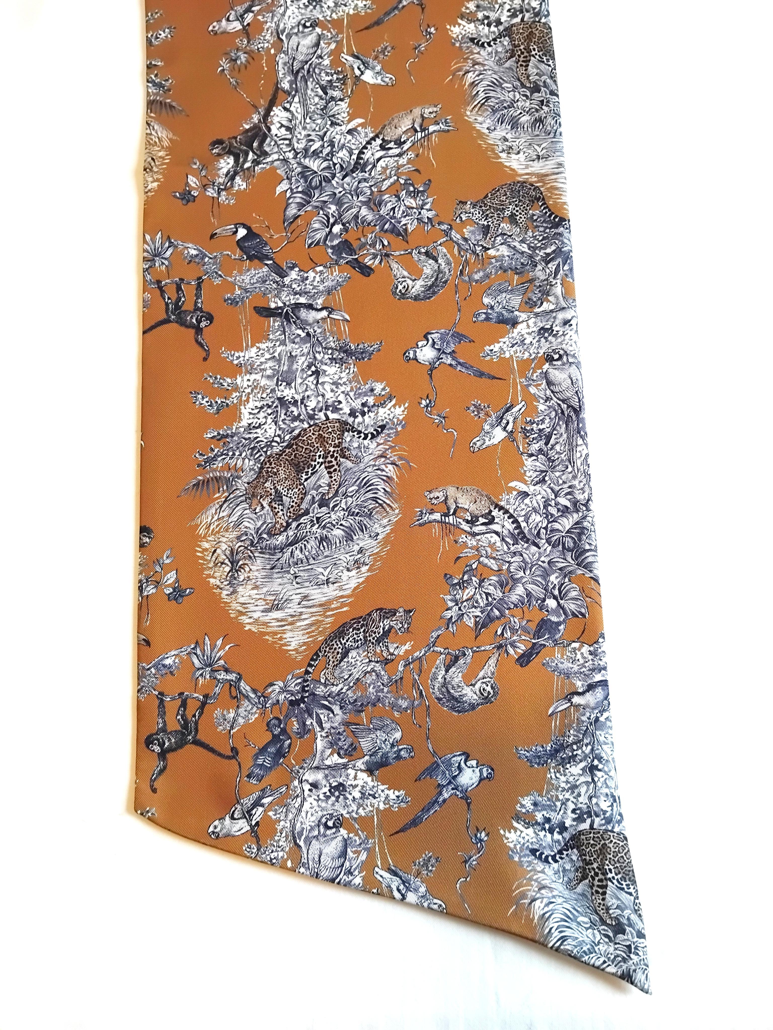 Women's Hermès Silk Scarf Maxi Twilly Cut Equateur Robert Dallet  For Sale