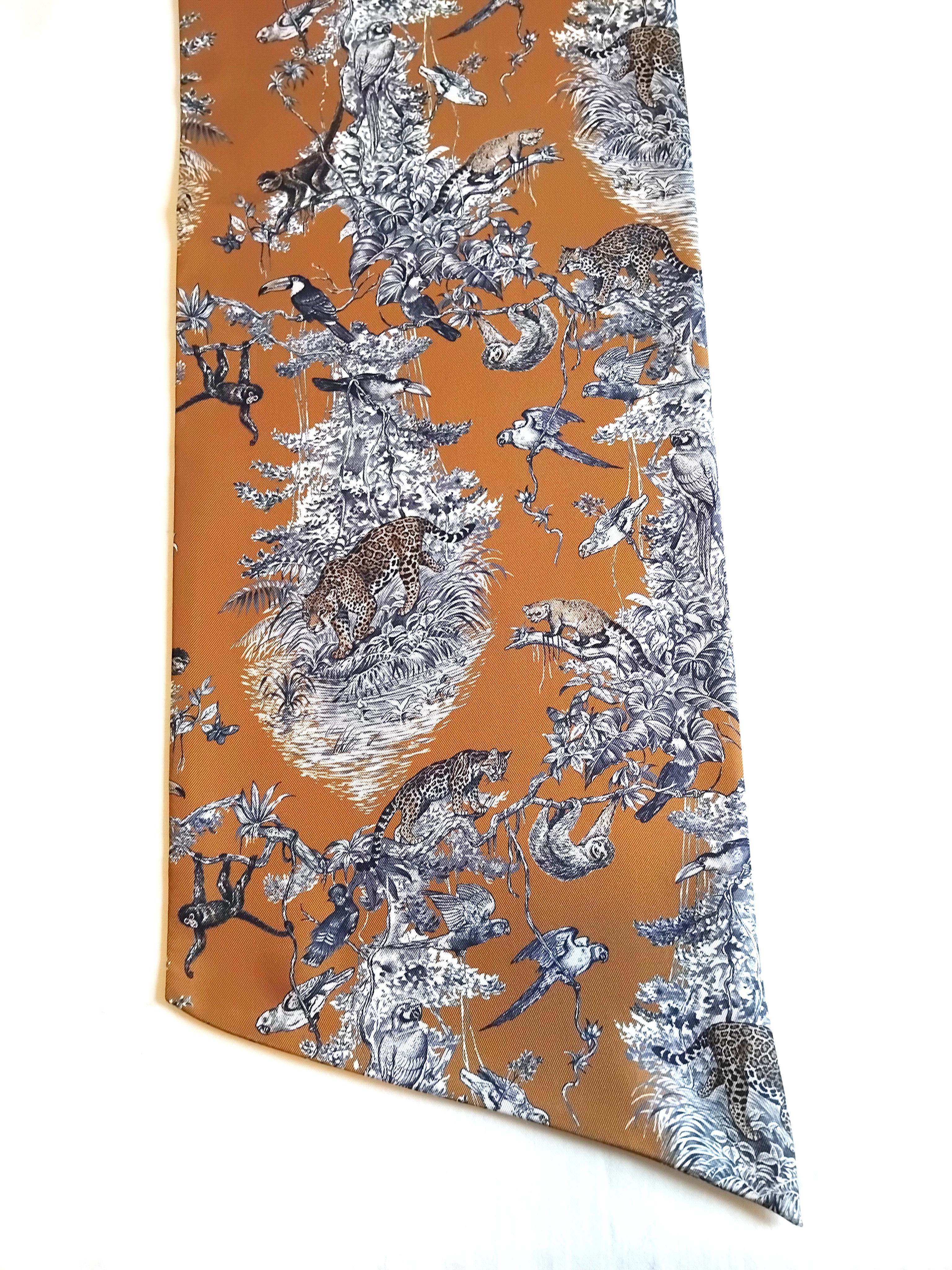 Gray Hermès Silk Scarf Maxi Twilly Cut Equateur Robert Dallet For Sale