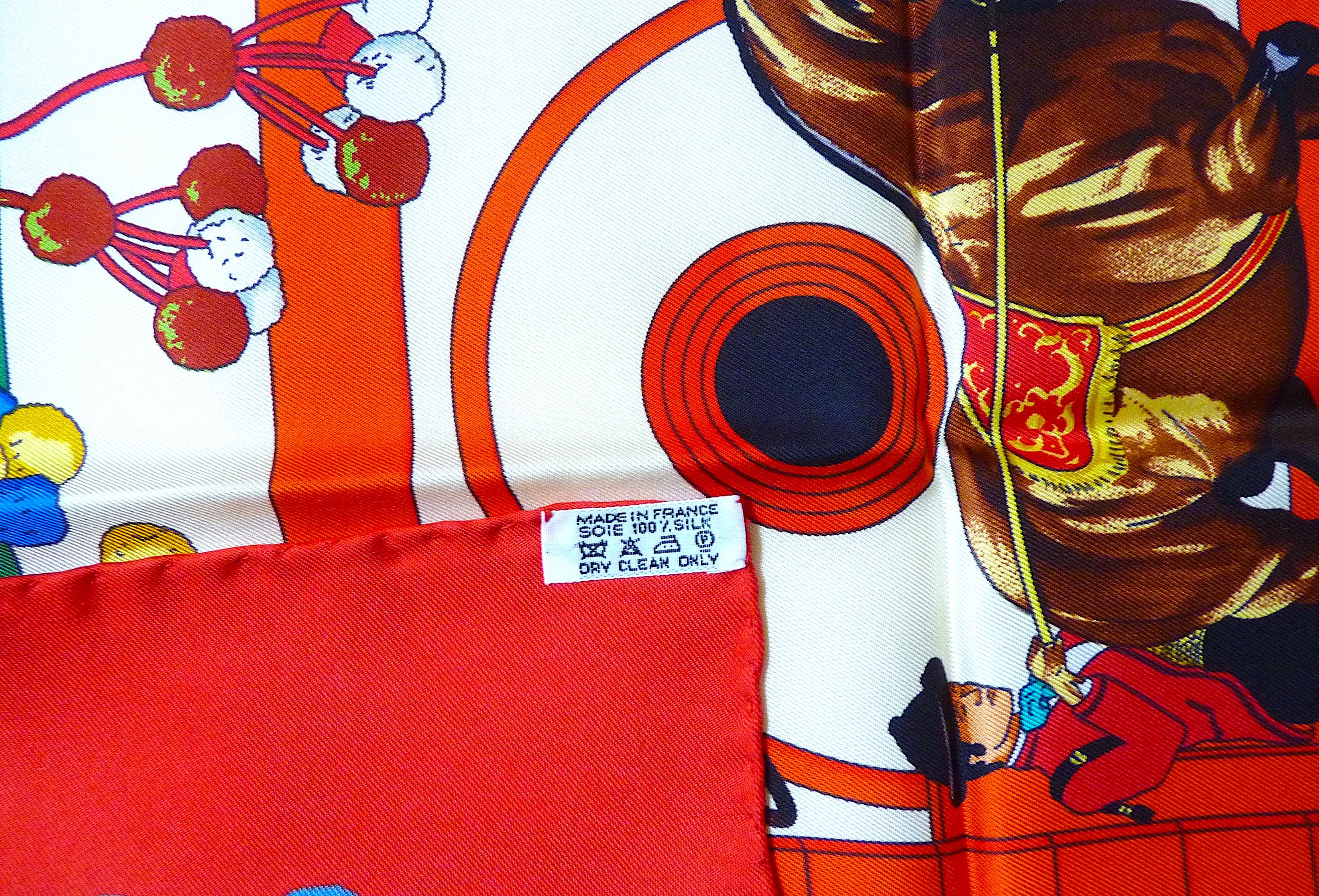 HERMES Silk Scarf MINTCONDITION with Box 
