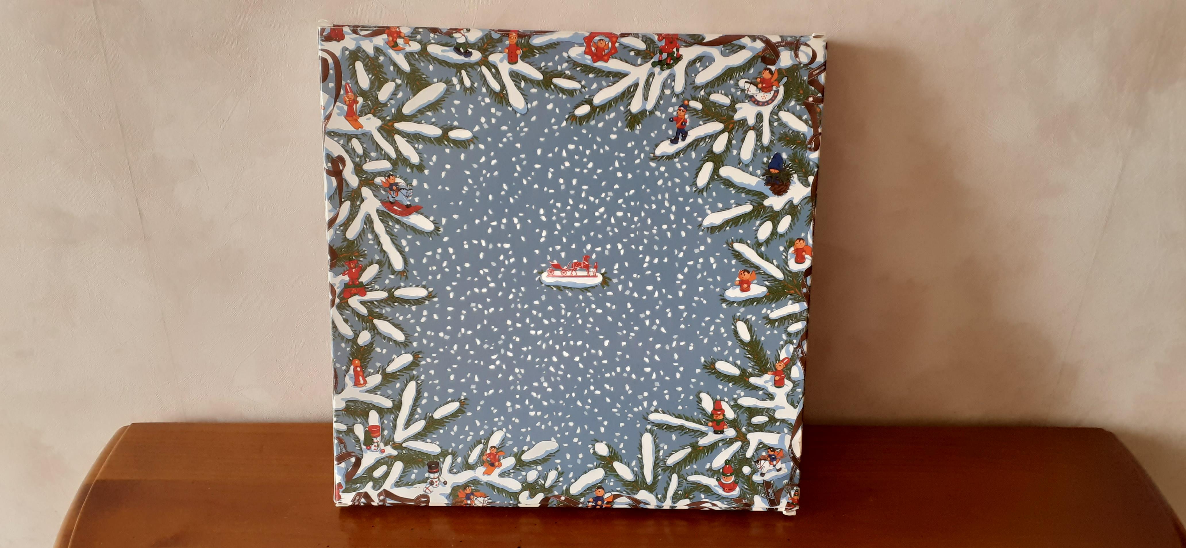 Hermès Silk Scarf Noel au 24 Faubourg Christmas Brown 90 cm 5