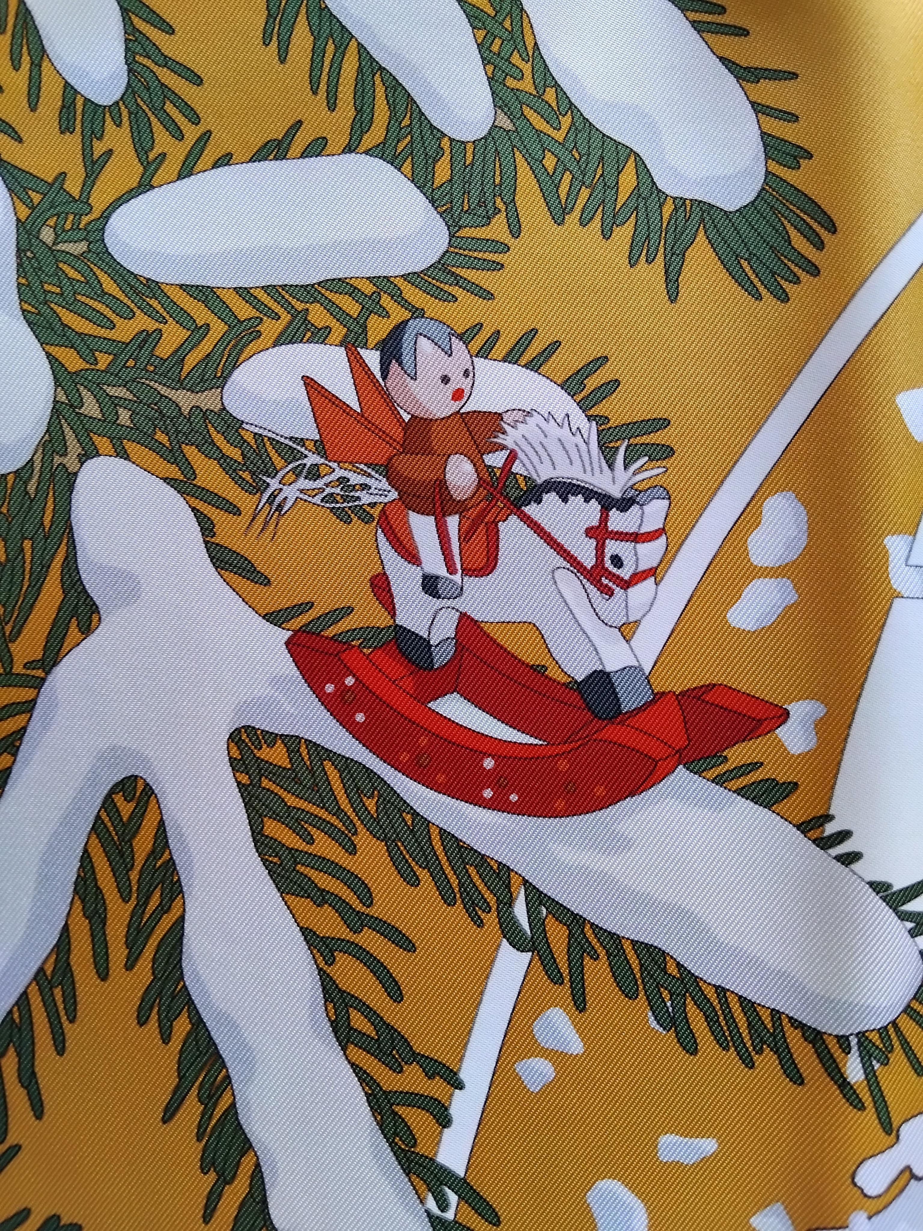 Pañuelo de seda Hermès Noel au 24 Faubourg Bola de nieve de Navidad Naranja en venta 8