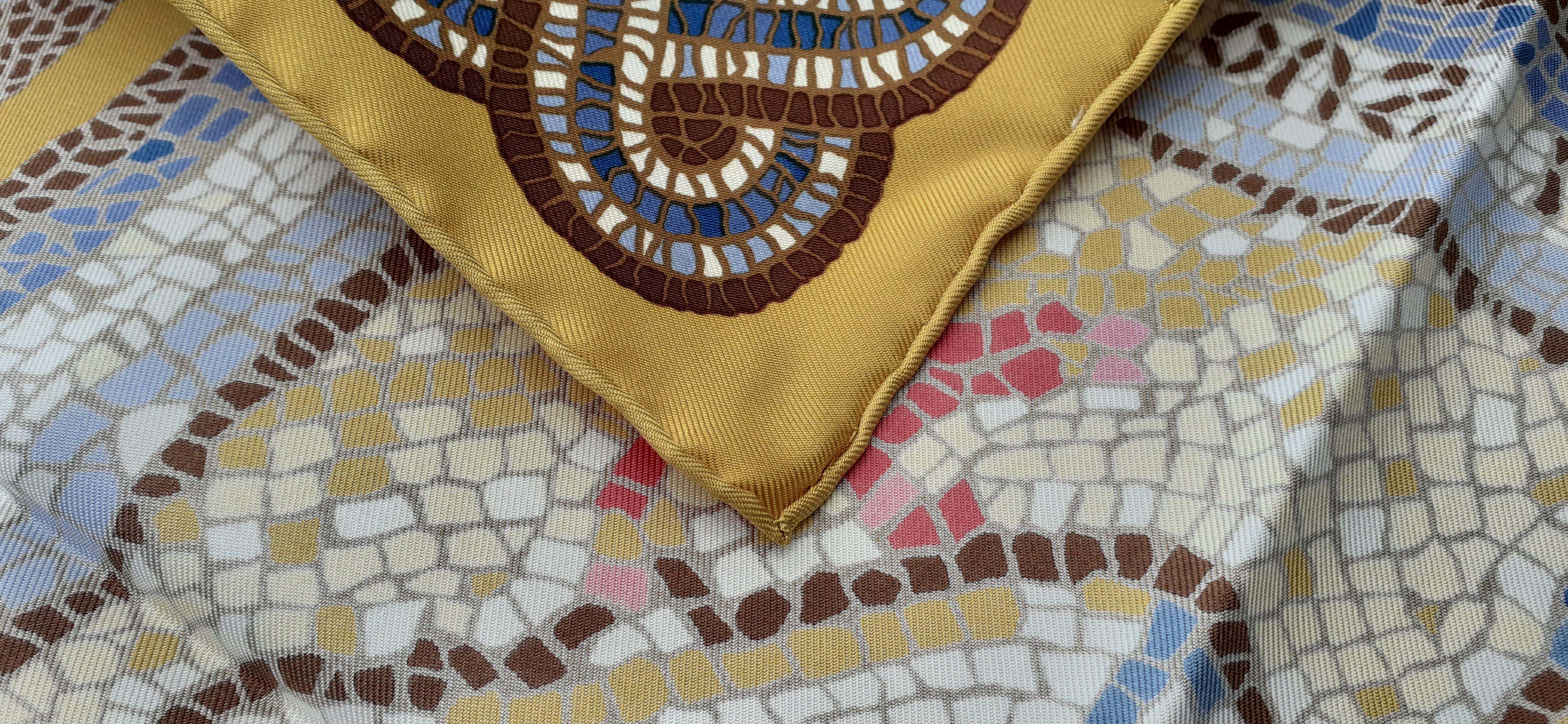 Hermès Silk Scarf Sous Le Cèdre Dimitri Rybaltchenko Mosaic Ocher 90 cm RARE 7