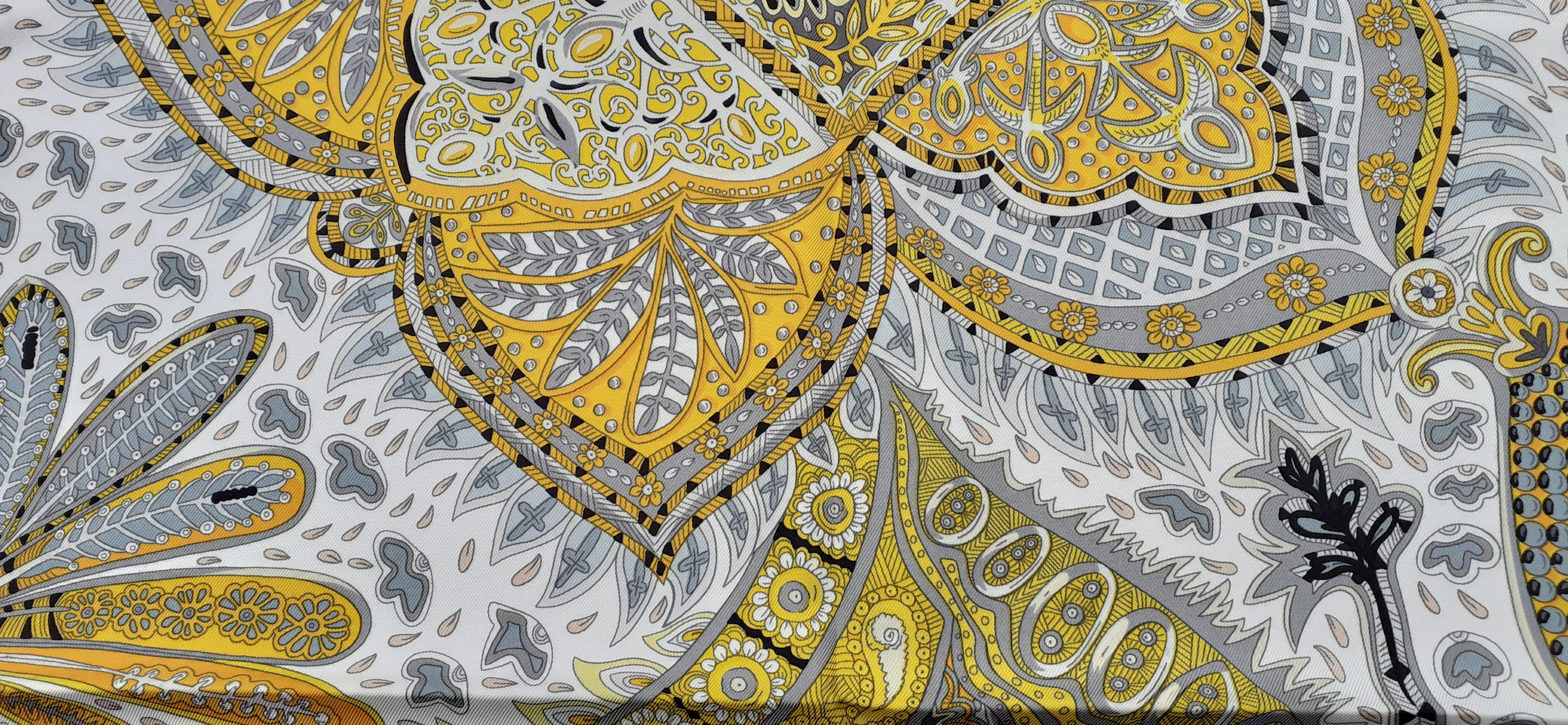 Hermès Silk Scarf Sous Le Jardin de la Maharani White Yellow Grey 90 cm 2