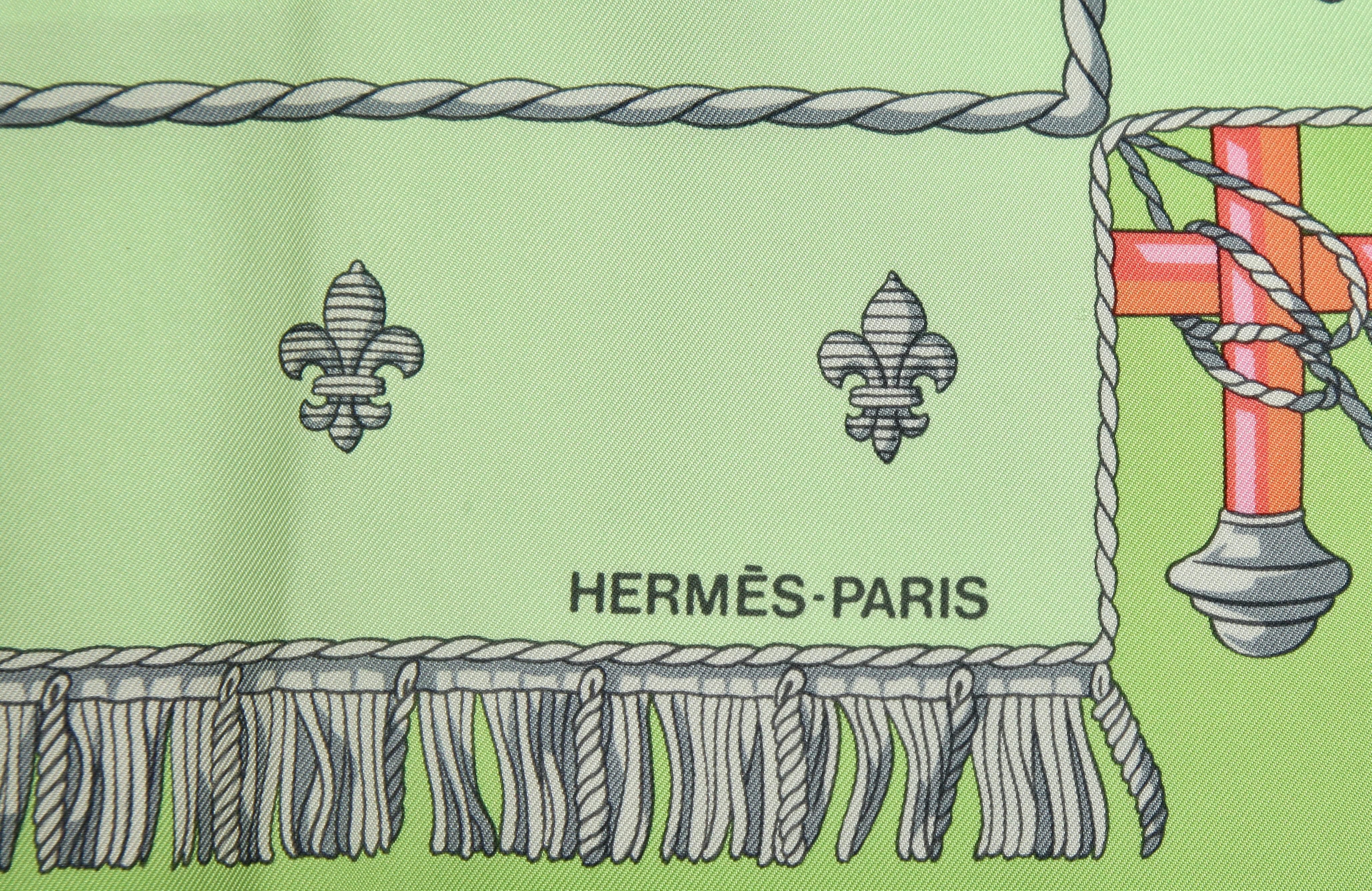 HERMES Silk Scarf Square VUE du CAROSSE Green Pink Large In Excellent Condition For Sale In Hollywood, FL