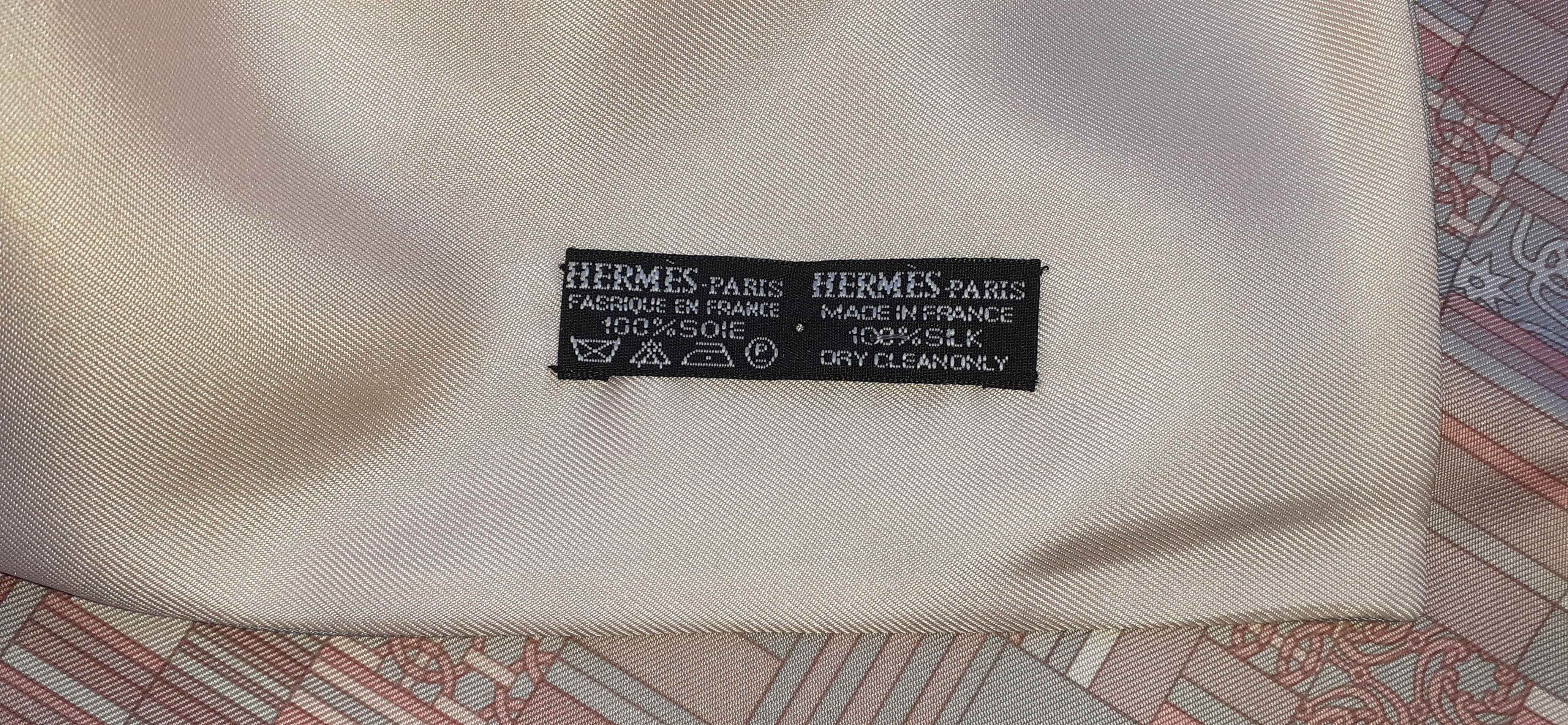 Hermès Silk Scarf Stole Pink Grey  For Sale 1