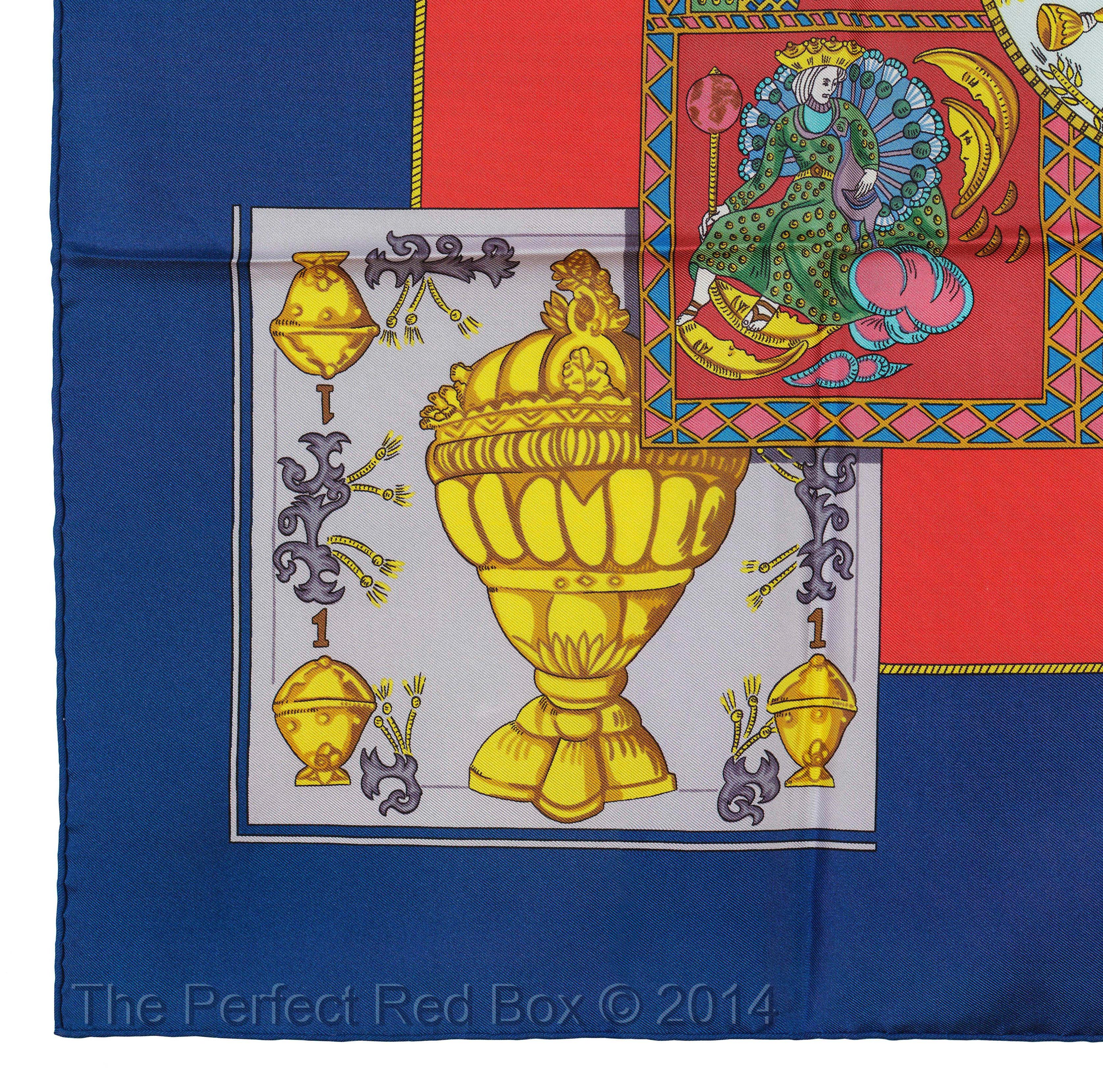 Pañuelo de Seda Hermes - Tarot - Azul Rojo Multicolor - ¡Excelente estado! en venta 4