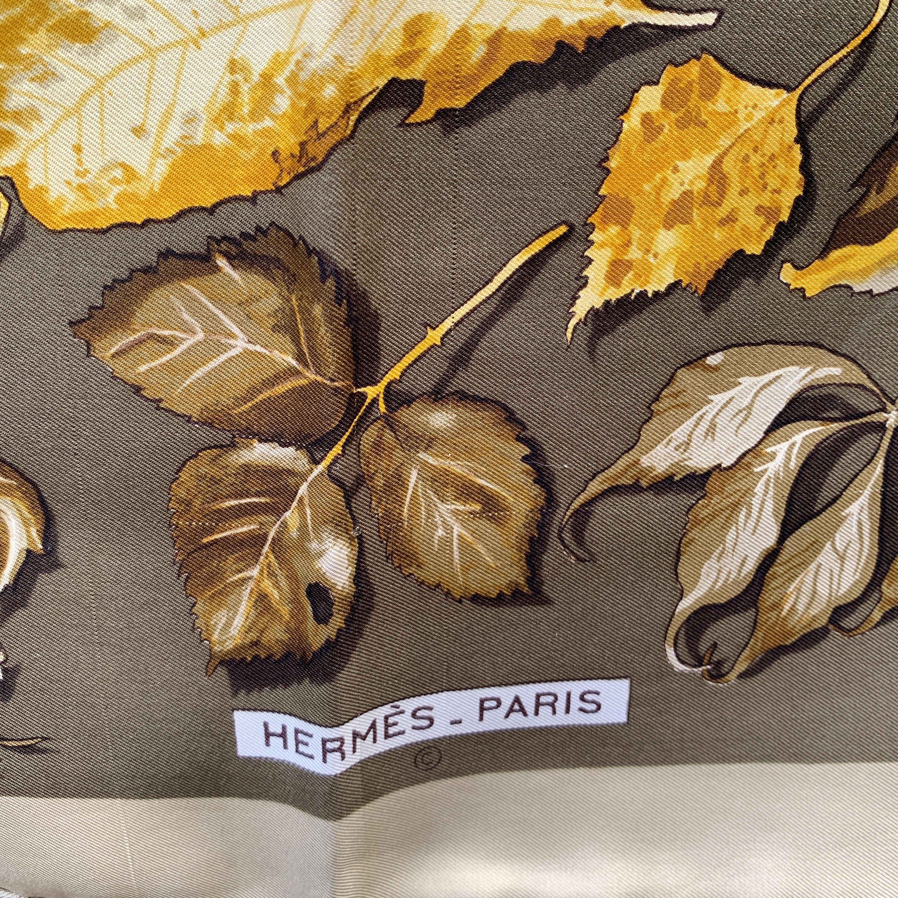 Hermes Silk Scarf Tourbillon 1968 Christiane Vauzelles Autumn Leaves In Good Condition In Rome, Rome
