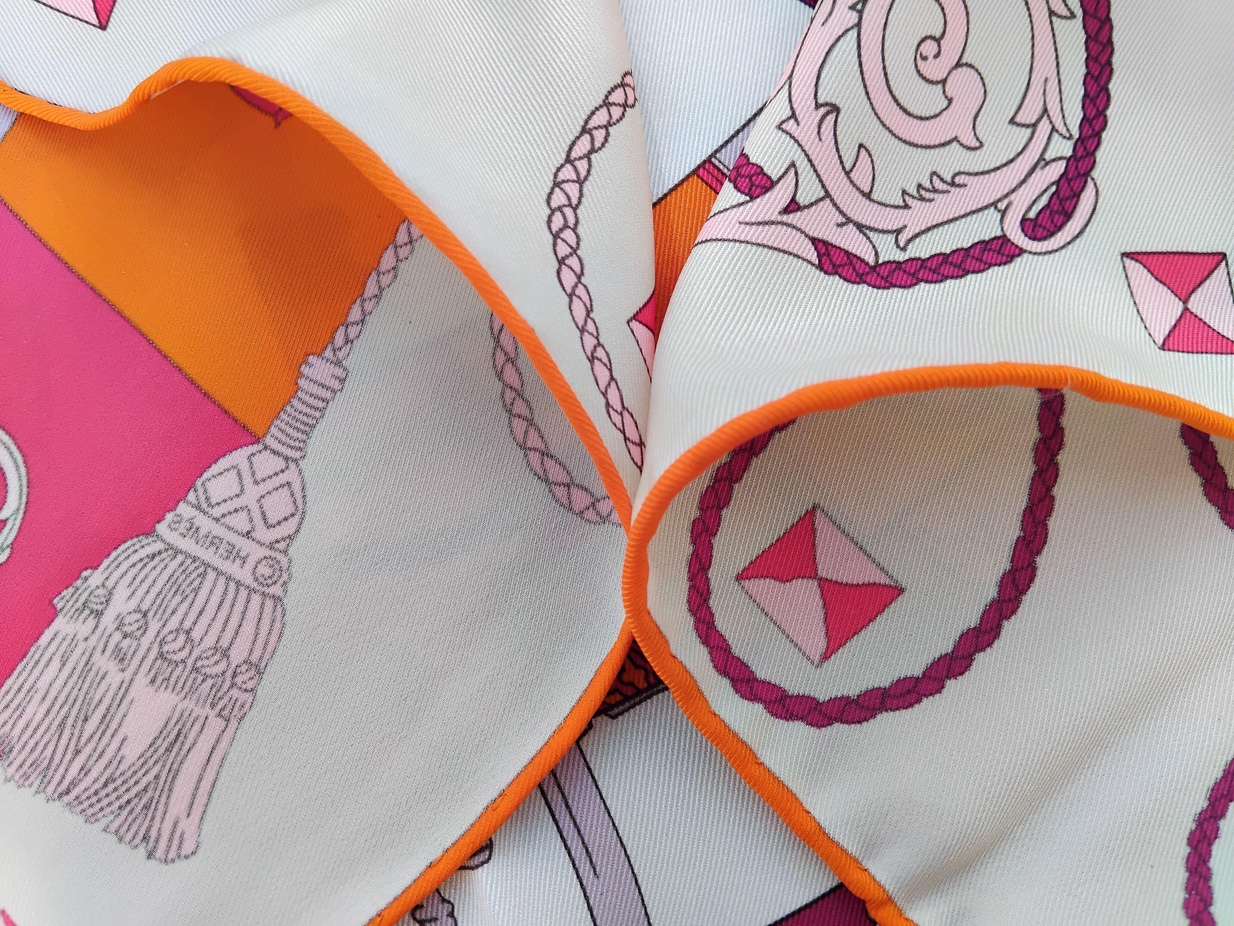 Hermès Seidenschal Tours de Clés Orange Rosa 70 cm im Angebot 14