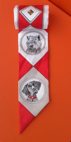 Hermès Silk Scarf Twilly Colliers et Chiens Red White Beige in Box
