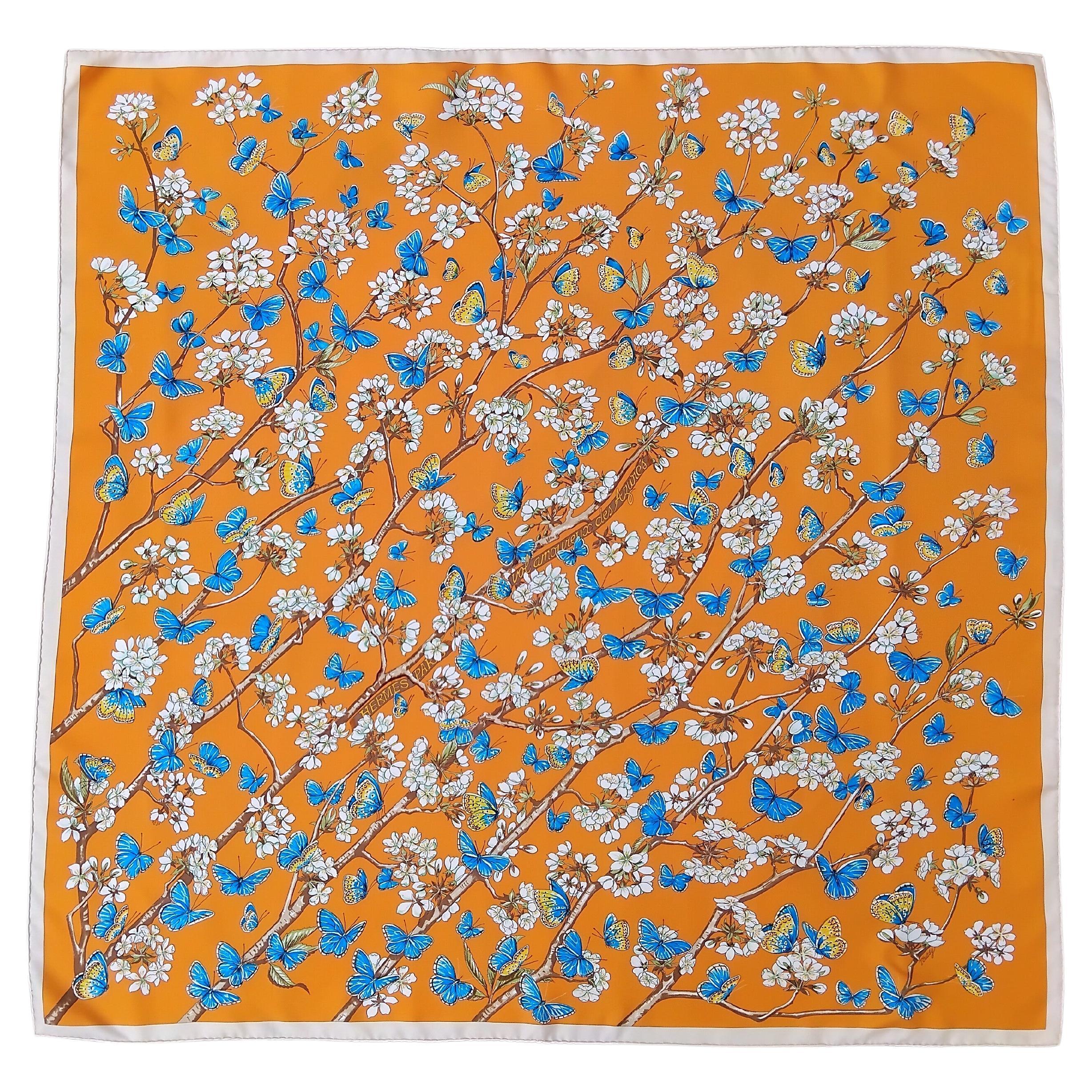 Hermès Sciarpa di seta Vol Amoureux des Azurés Farfalle Fiori Arancione 35'