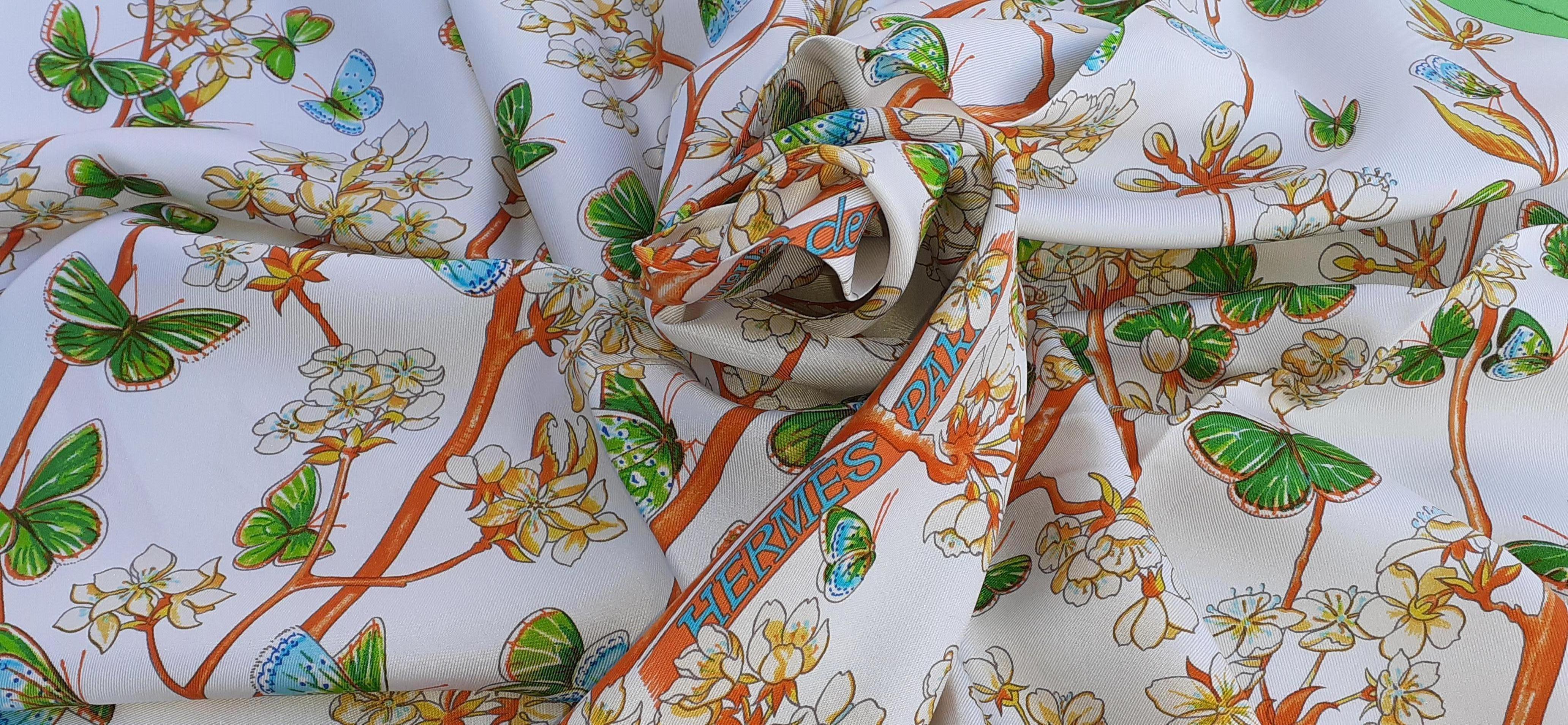 Hermès Silk Scarf Vol Amoureux des Azurés Butterflies White Green Toutsy 90 cm 14