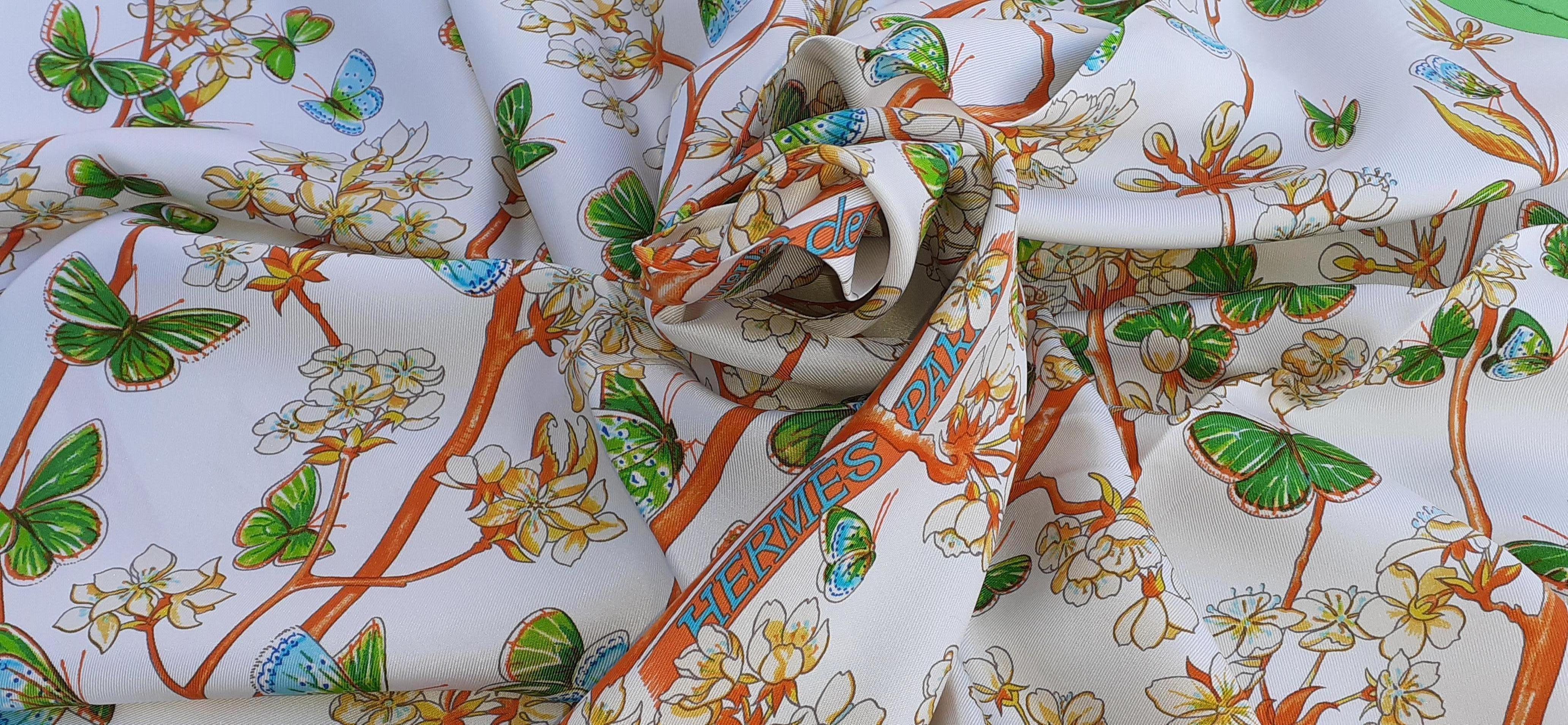 Hermès Silk Scarf Vol Amoureux des Azurés Butterflies White Green Toutsy 90 cm 14
