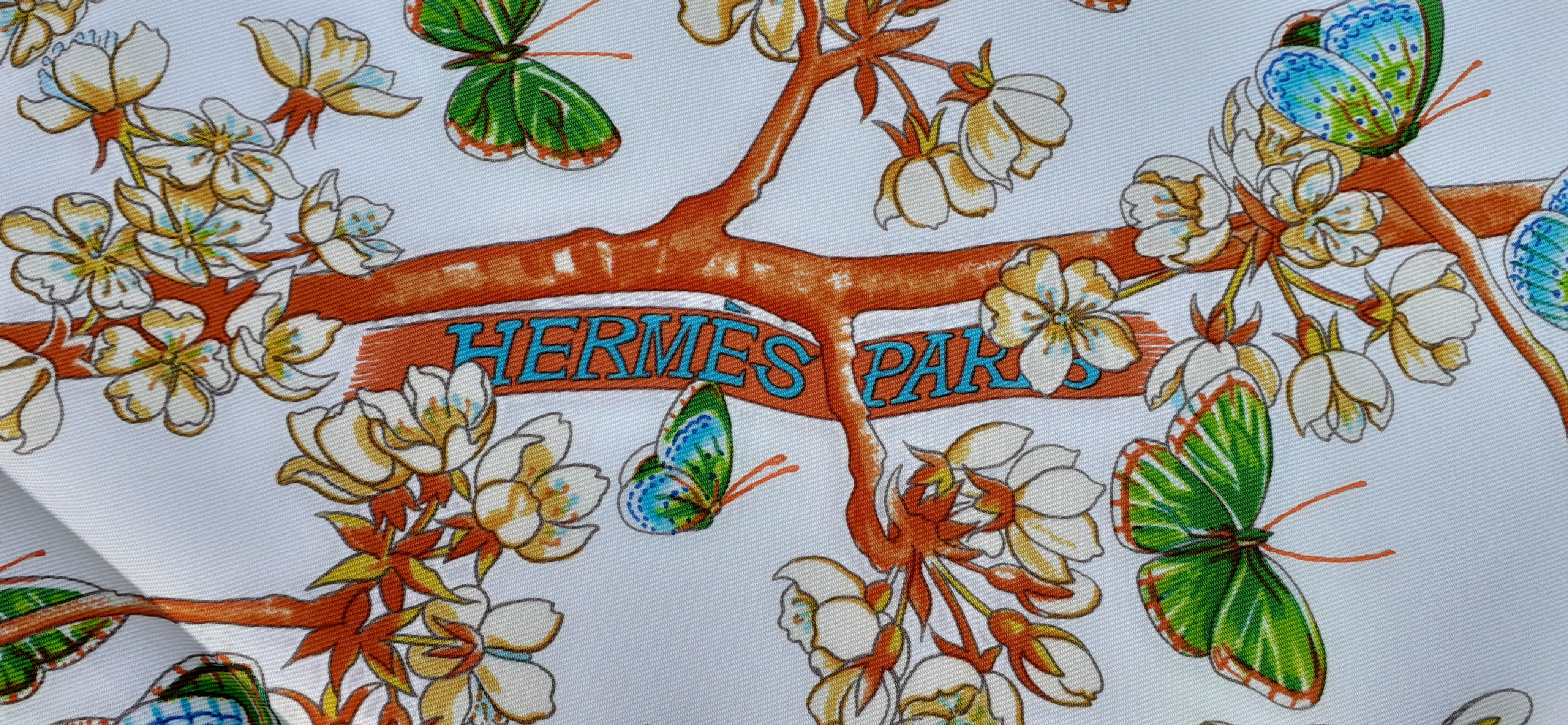 Hermès Silk Scarf Vol Amoureux des Azurés Butterflies White Green Toutsy 90 cm 1