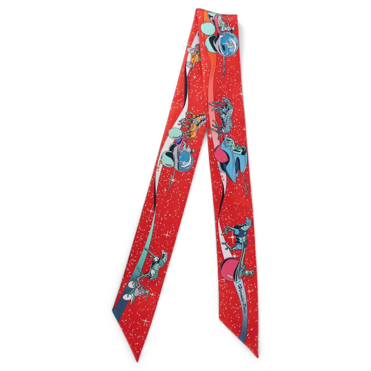 100% authentischer Hermès Space Derby Twilly von Ugo Bienvenu aus rotem Seidenköper mit Details in Türkis, Orange, Blau, Rosa und Weiß. Wurde getragen und ist in ausgezeichnetem Zustand.  

Messungen
Breite	5cm (2in)
Länge	86cm (33.5in)

Alle unsere