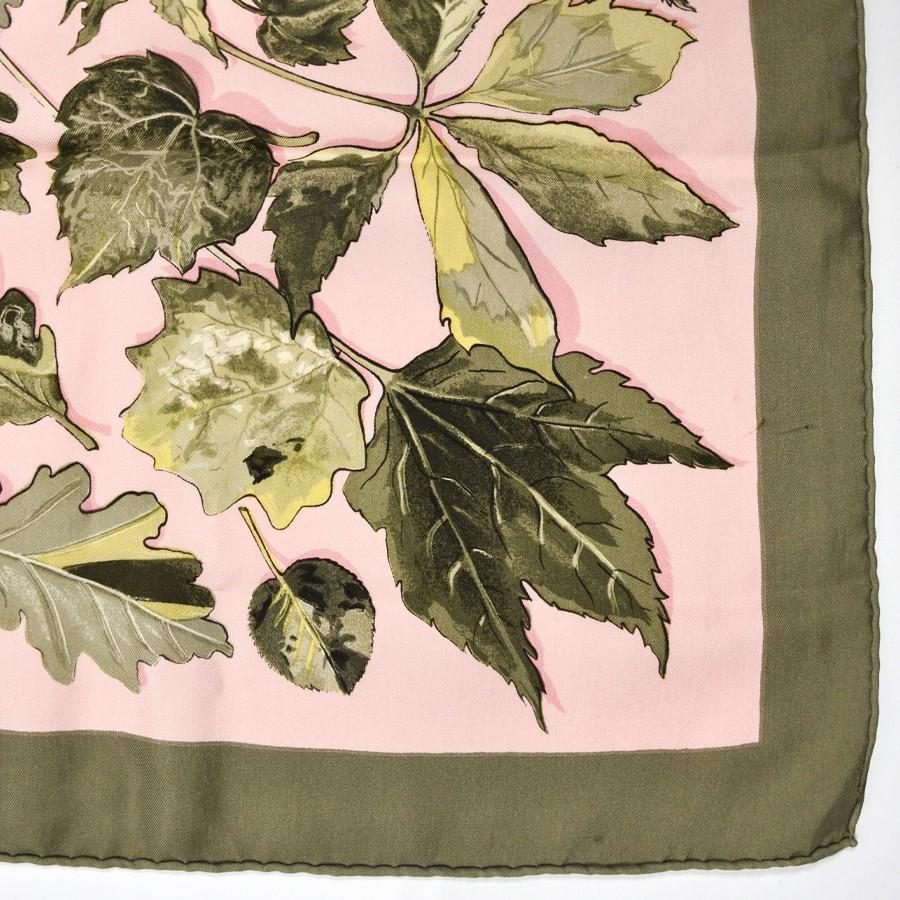 Hermès Silk Square Pink and kaki Scarf 
