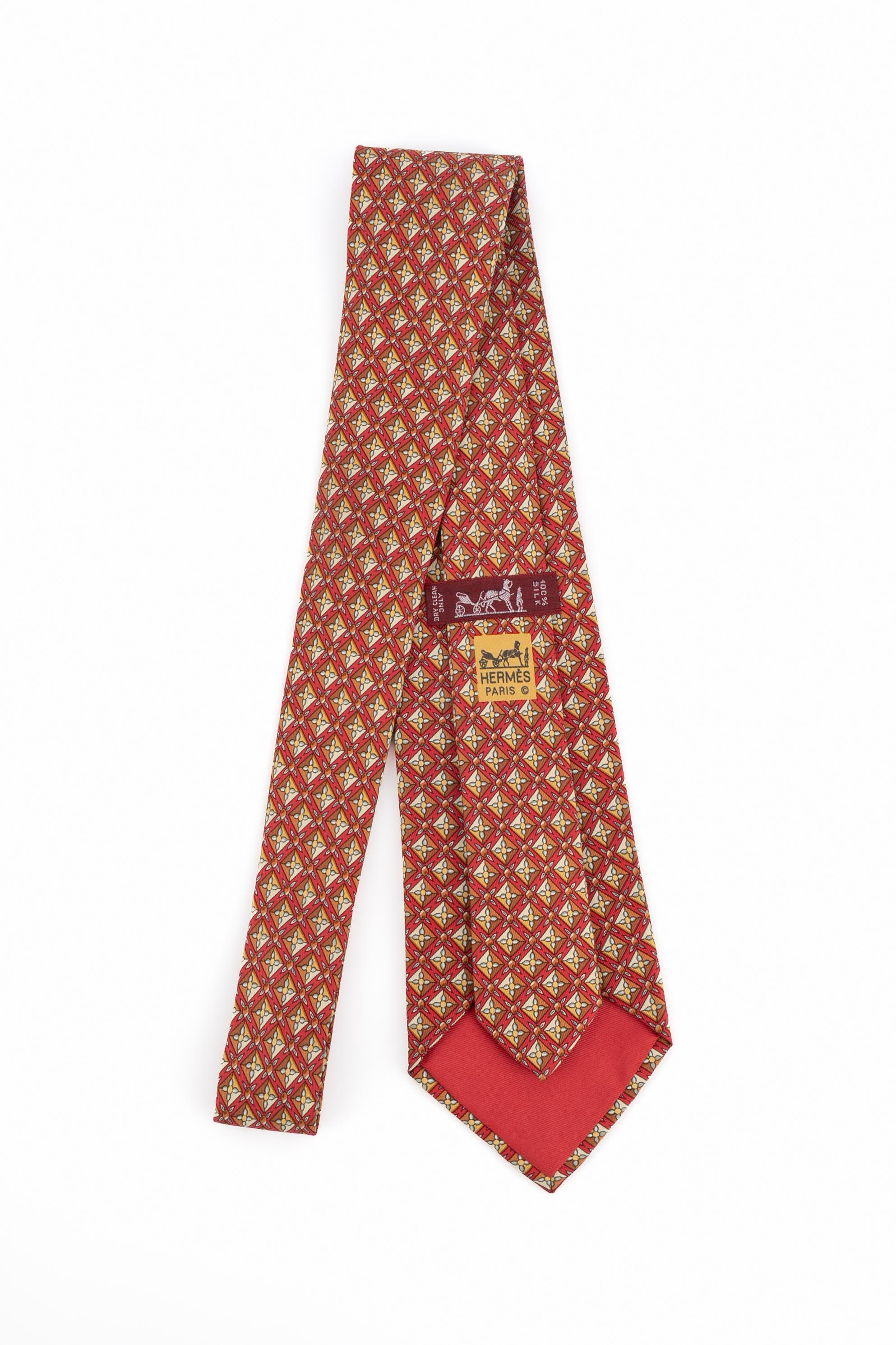Hermès silk tie In Excellent Condition For Sale In SAINT-OUEN-SUR-SEINE, FR