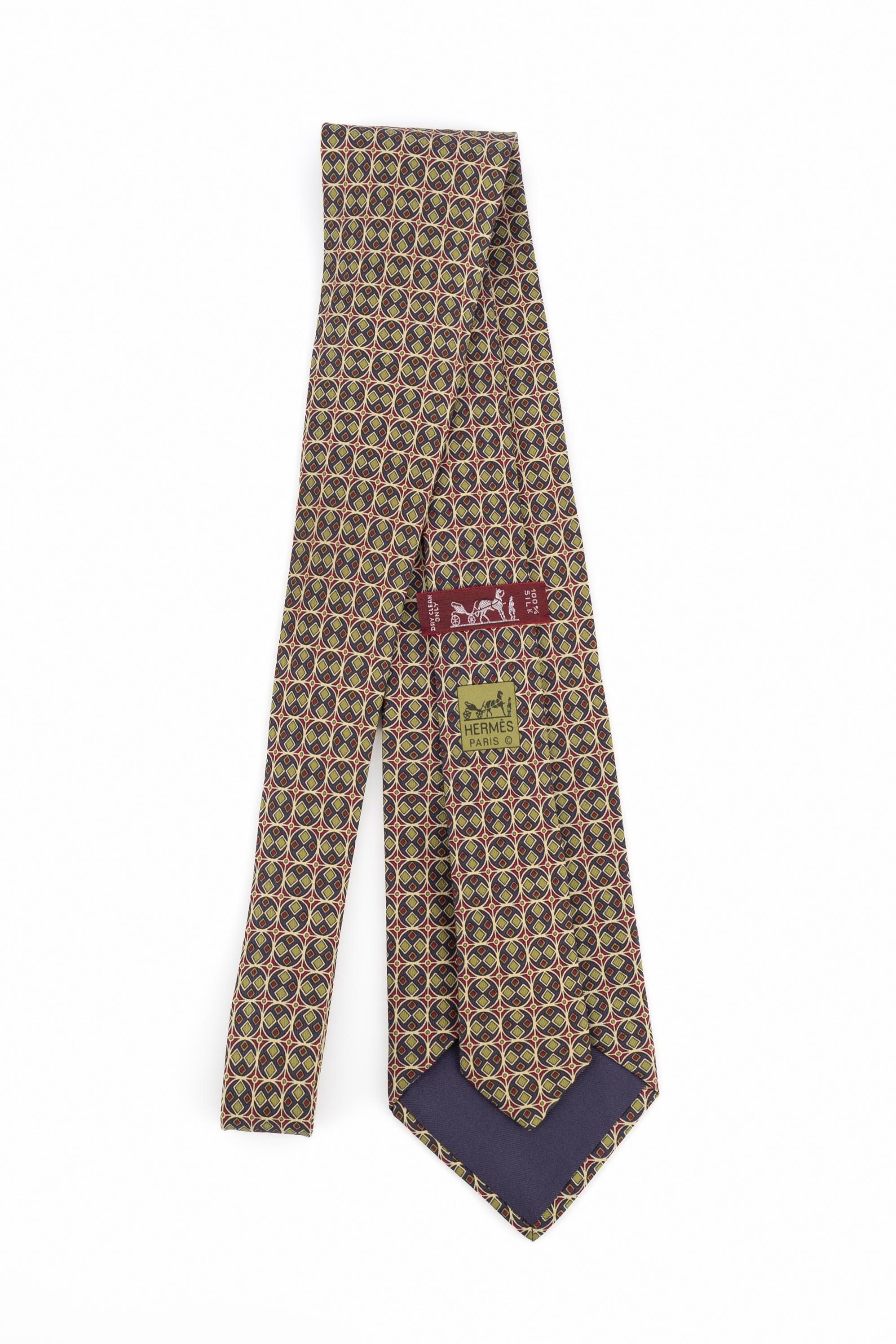 Hermès silk tie In Excellent Condition For Sale In SAINT-OUEN-SUR-SEINE, FR