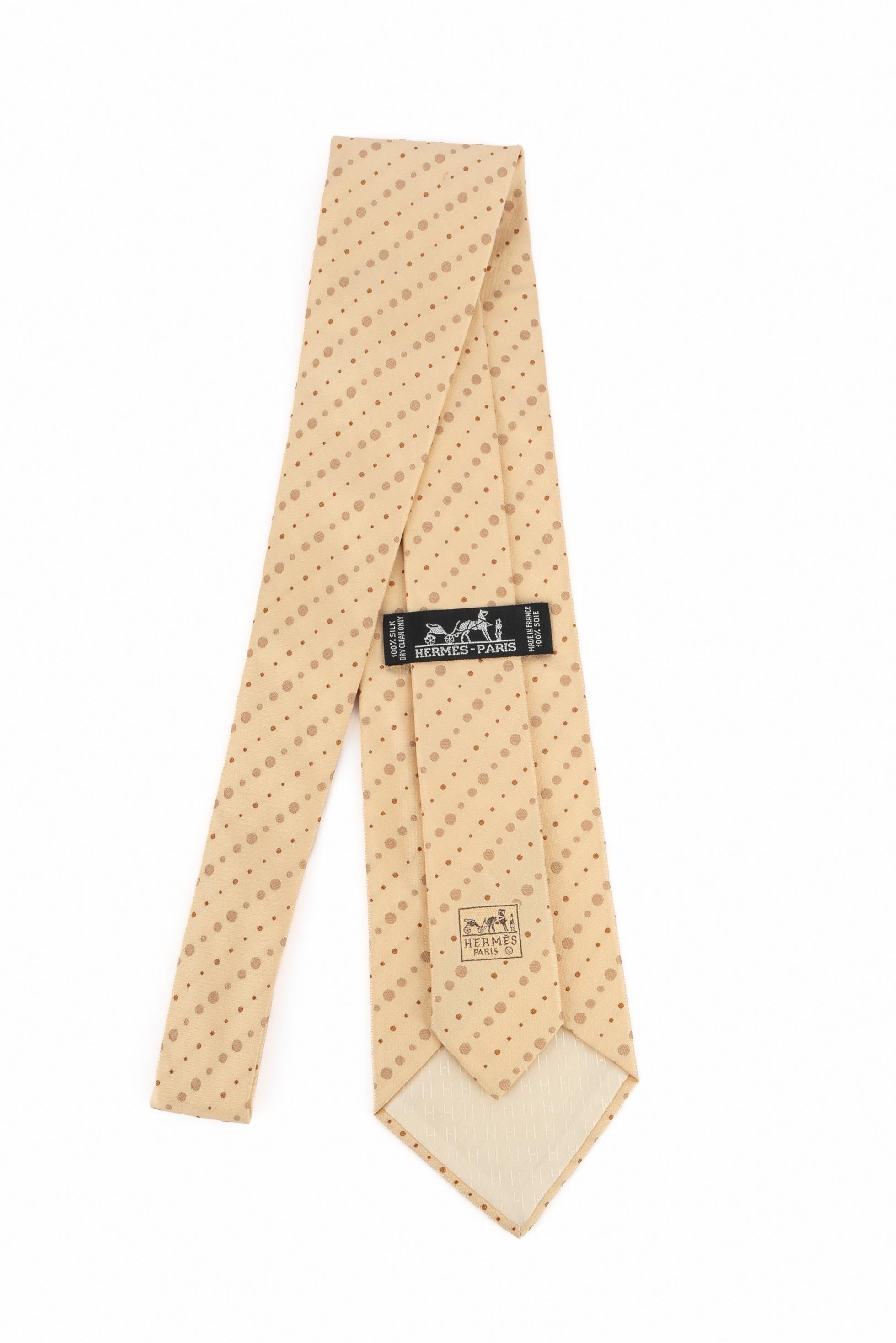 Hermès silk tie In Excellent Condition For Sale In SAINT-OUEN-SUR-SEINE, FR