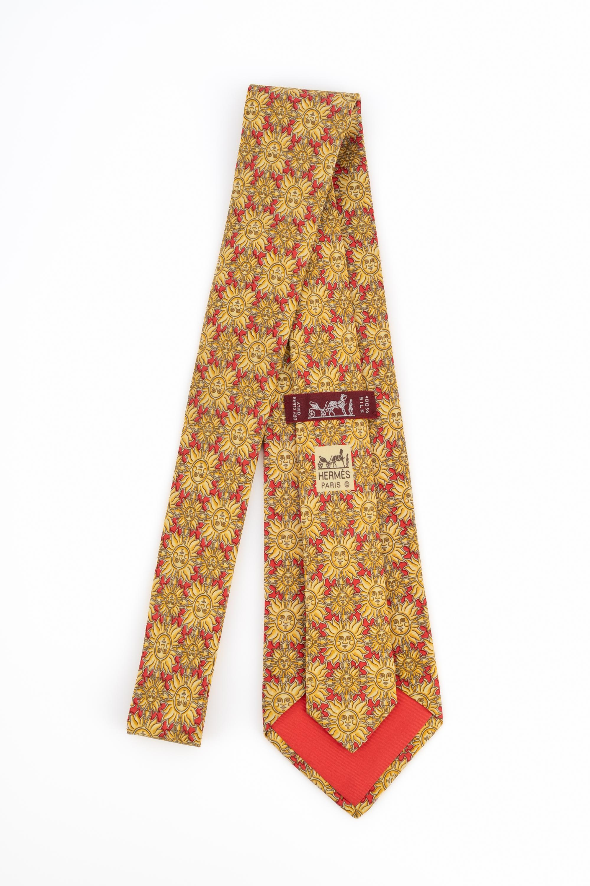 Hermès silk tie In Excellent Condition For Sale In SAINT-OUEN-SUR-SEINE, FR