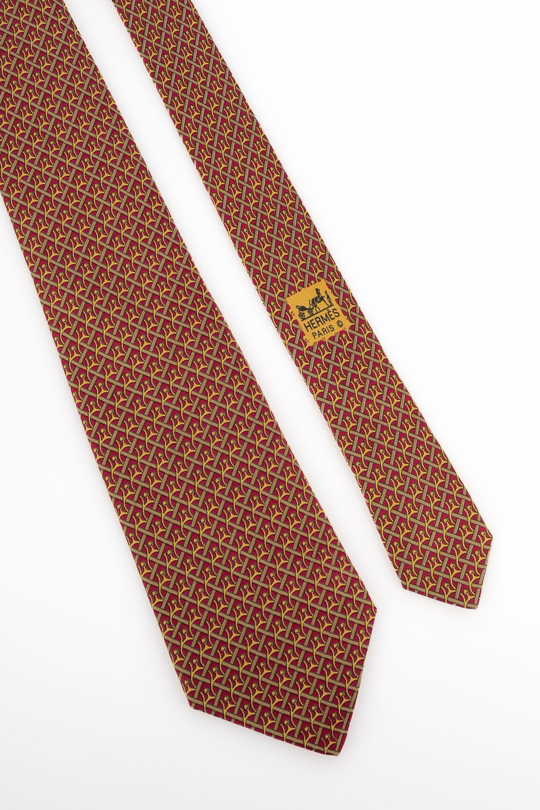 Hermès Seidenkrawatte im Angebot 1
